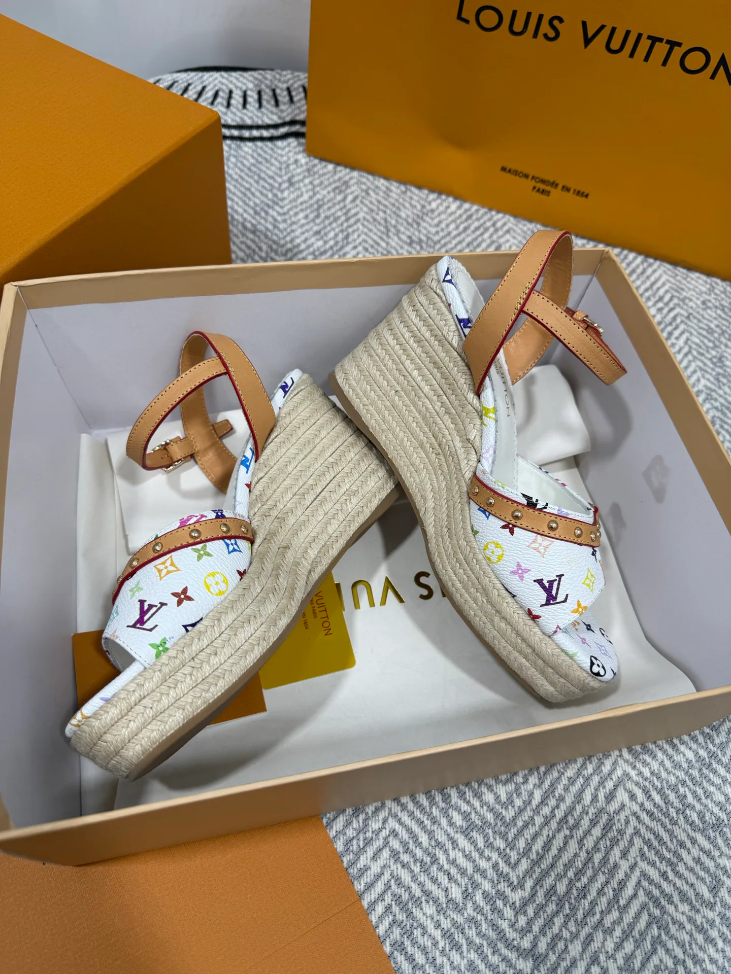 Босоножки Женские Louis Vuitton 34569