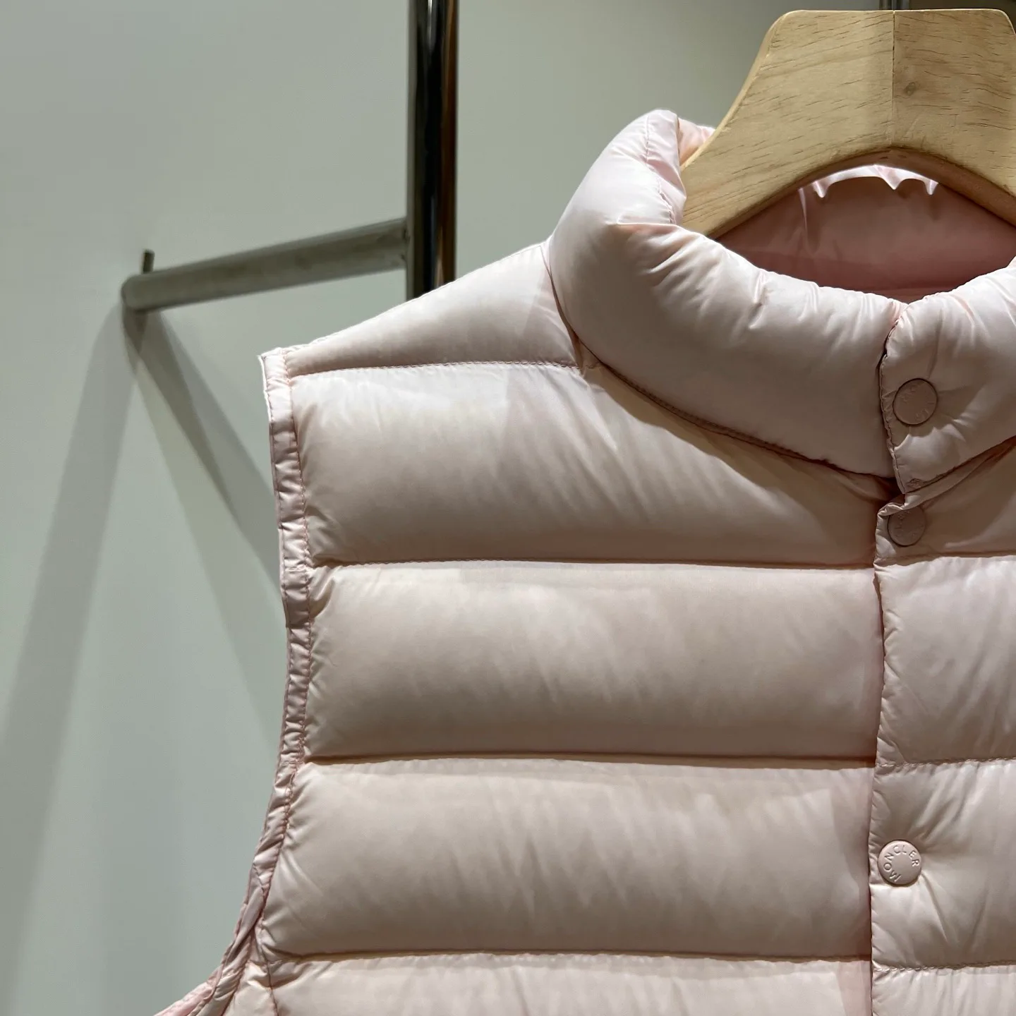 Жилеты Женские Moncler 18110909