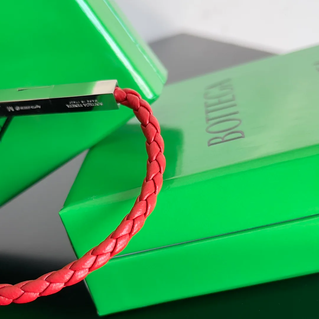 Бижутерия Bottega Veneta 595722