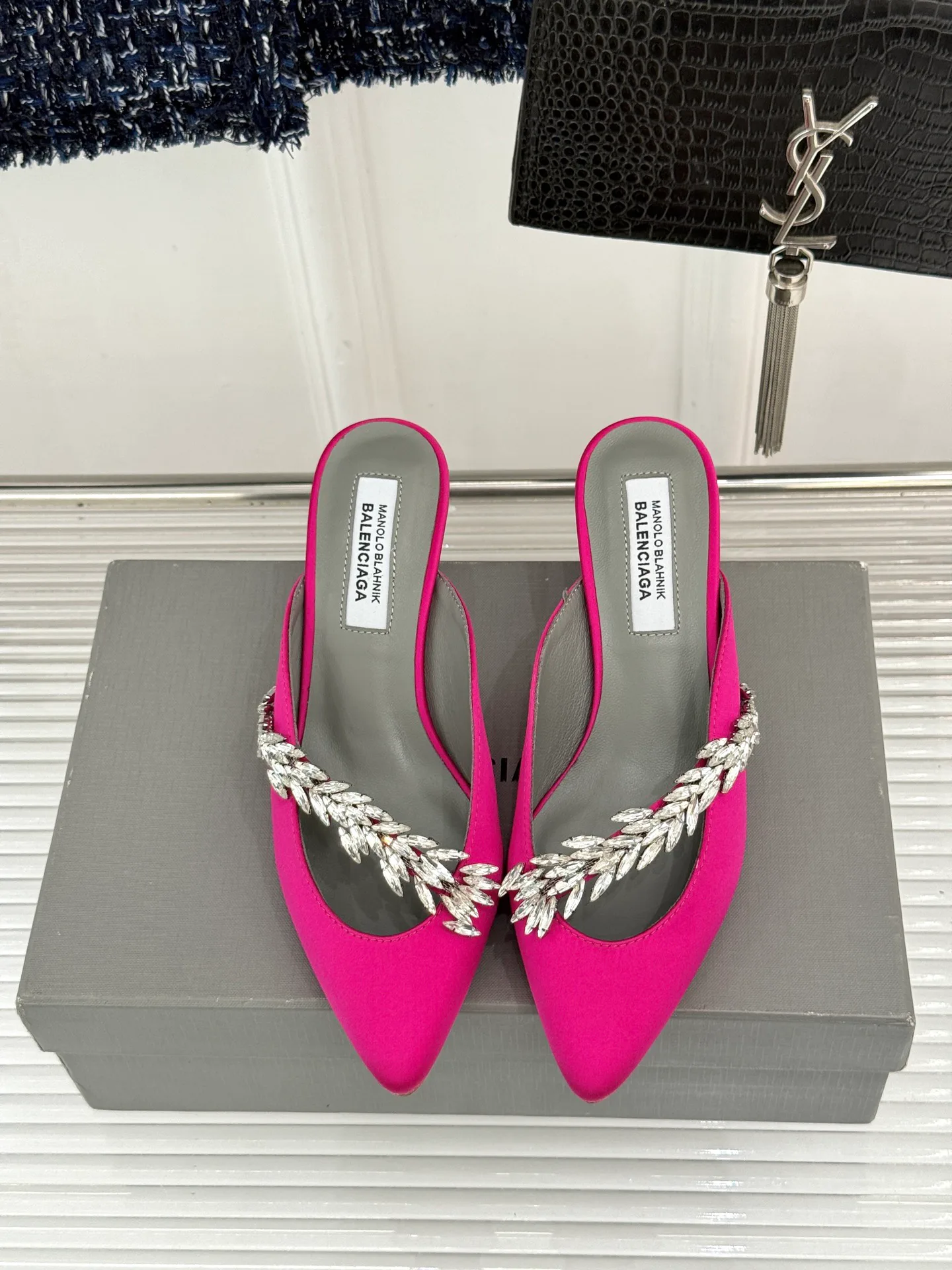 Босоножки Женские Balenciaga 16973365
