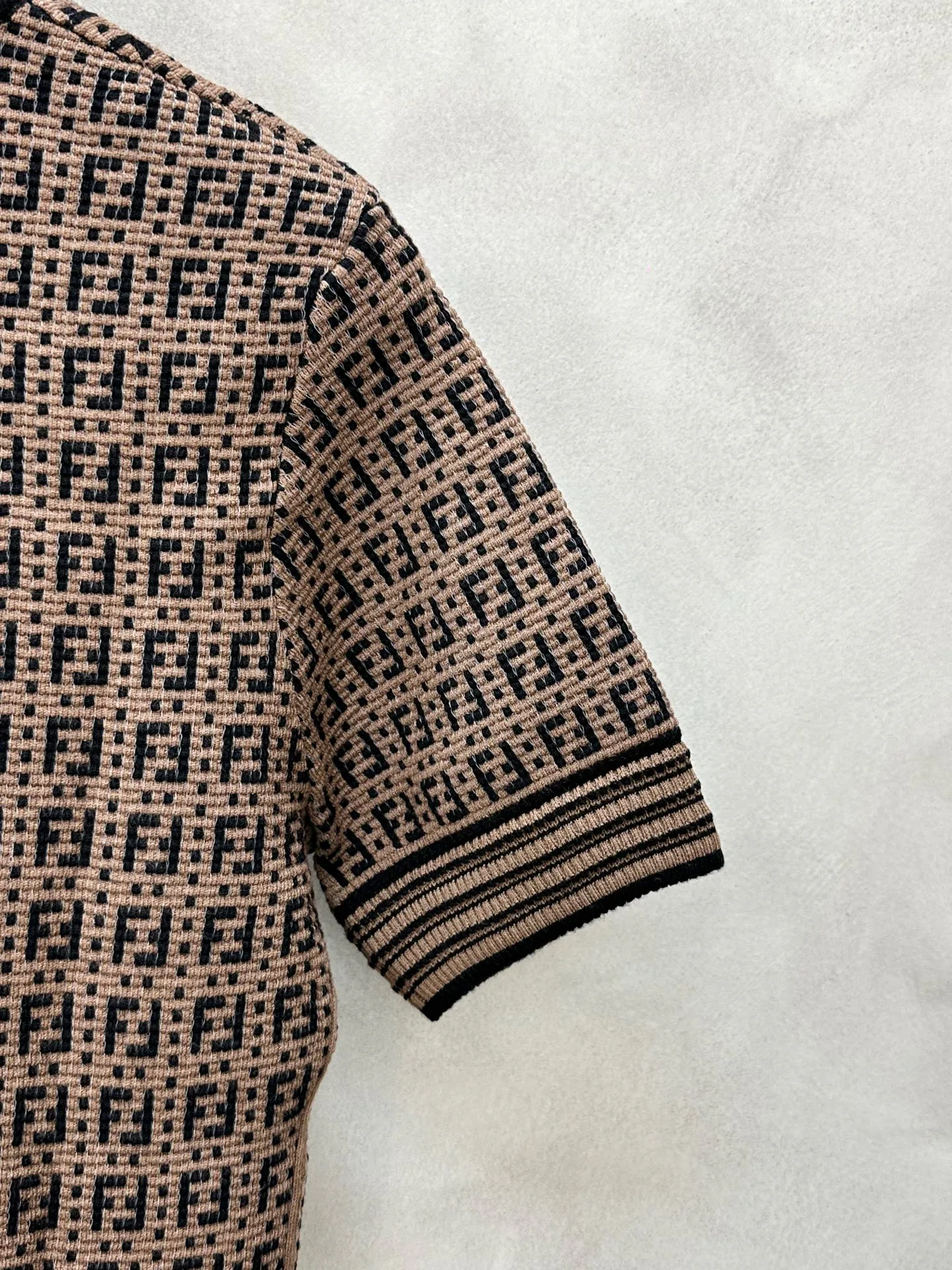 Джемперы И Свитеры Женские Fendi 12951779