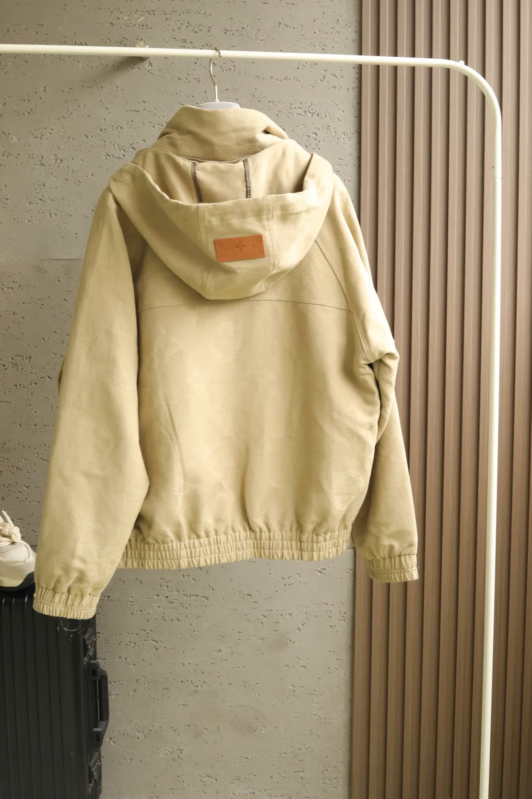 Куртки И Пуховики Мужские Louis Vuitton 5715429