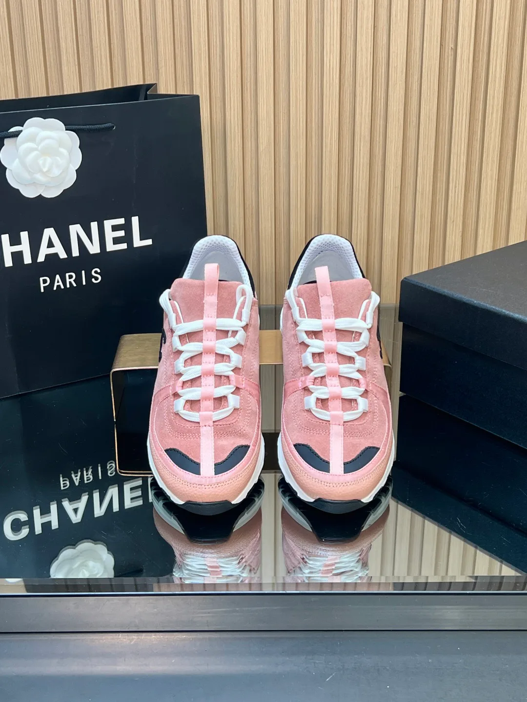 Кроссовки Женские Chanel 1731489