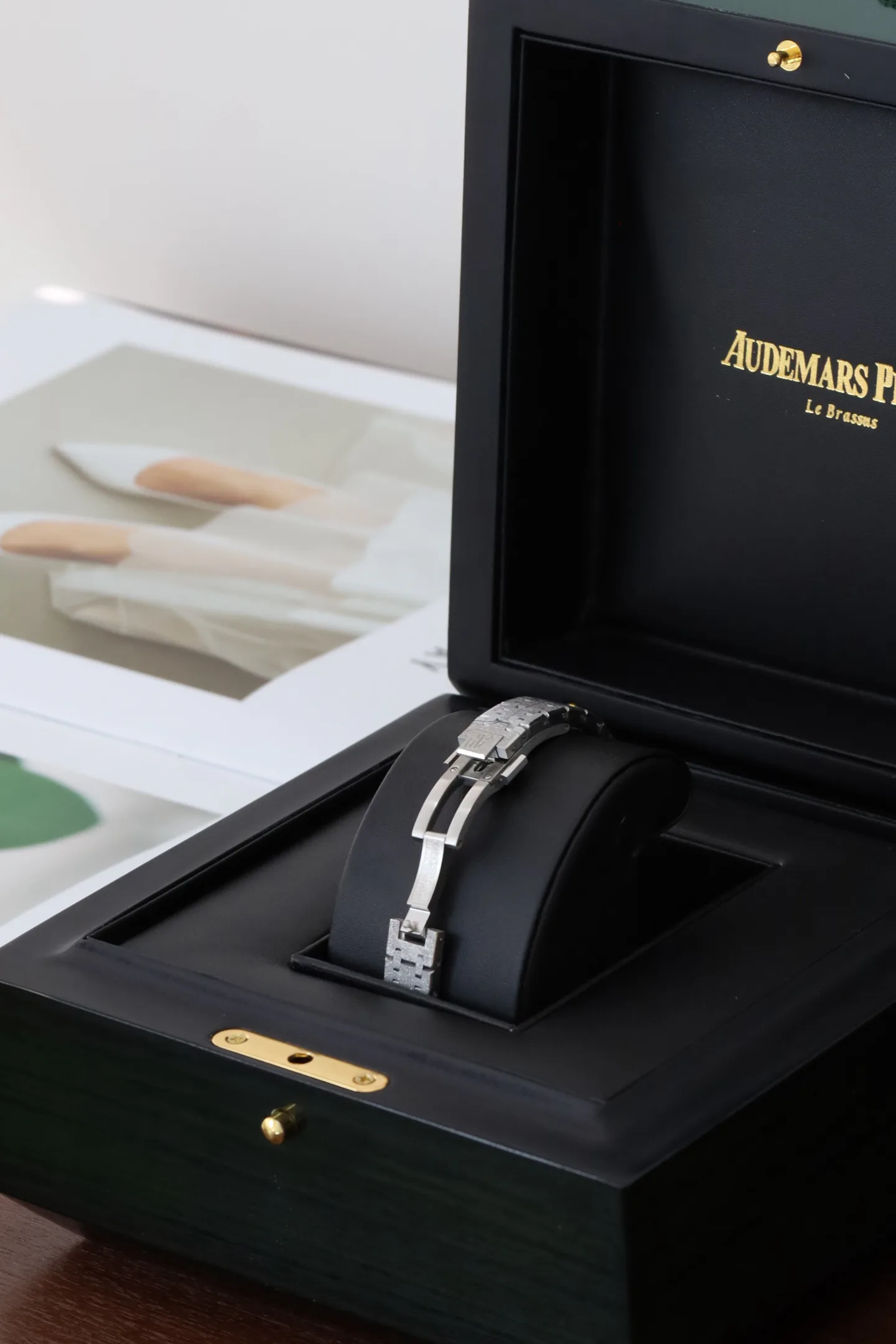 Часы Женские Audemars Piguet 1284222