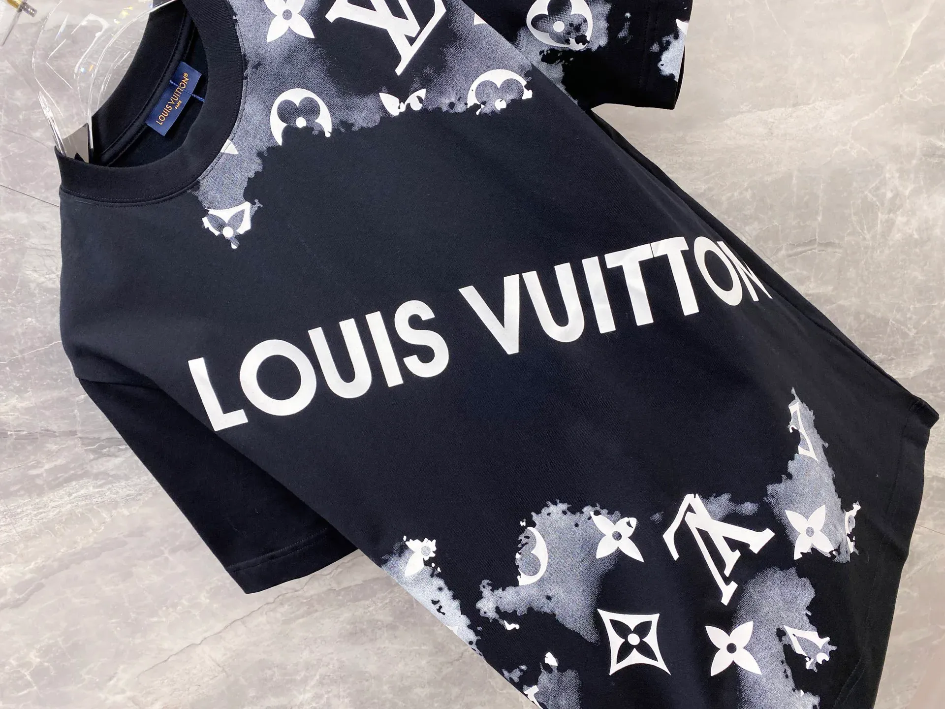 Футболки Мужские Louis Vuitton 1467619