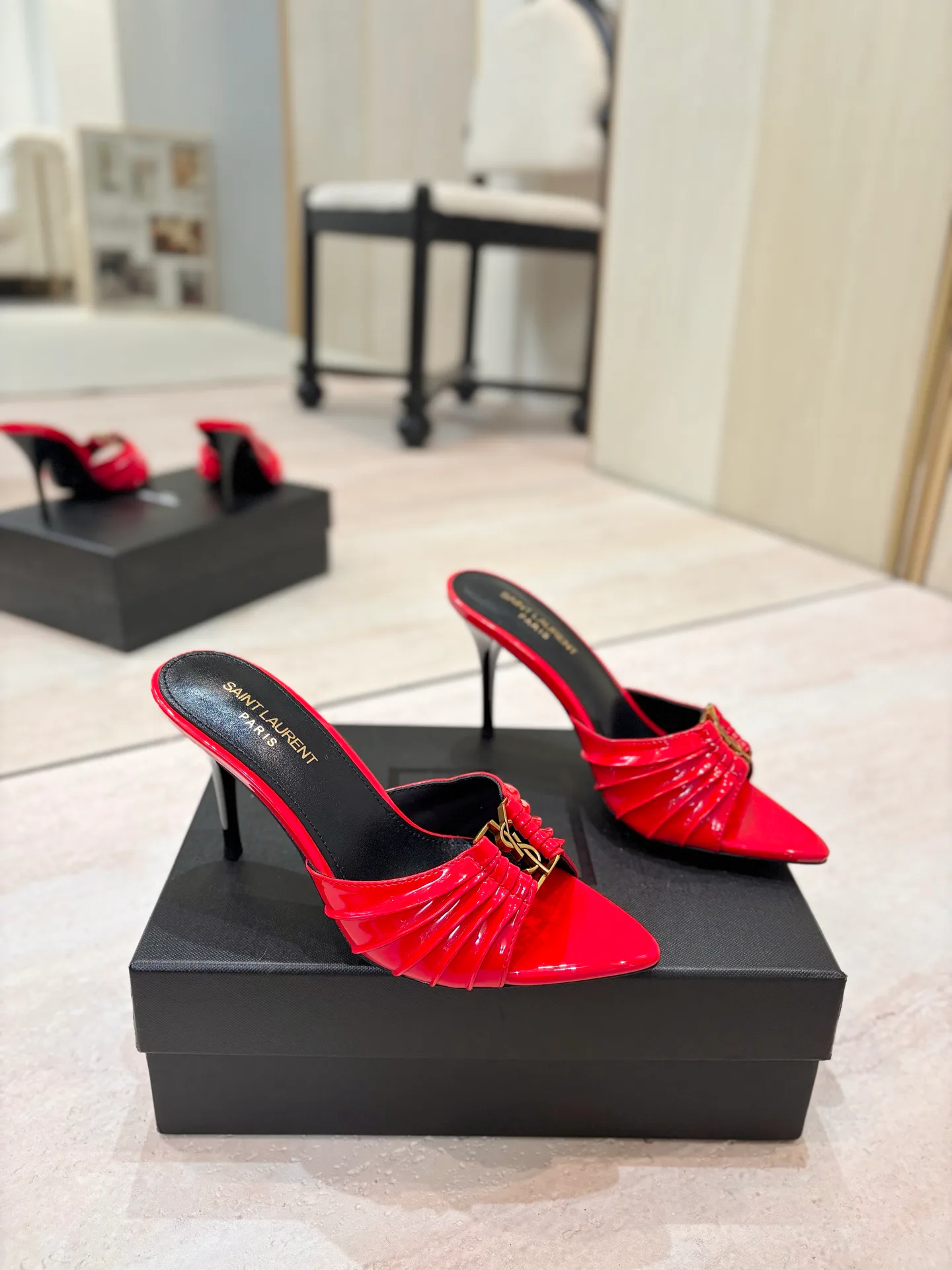 Босоножки Женские Saint Laurent 17476093