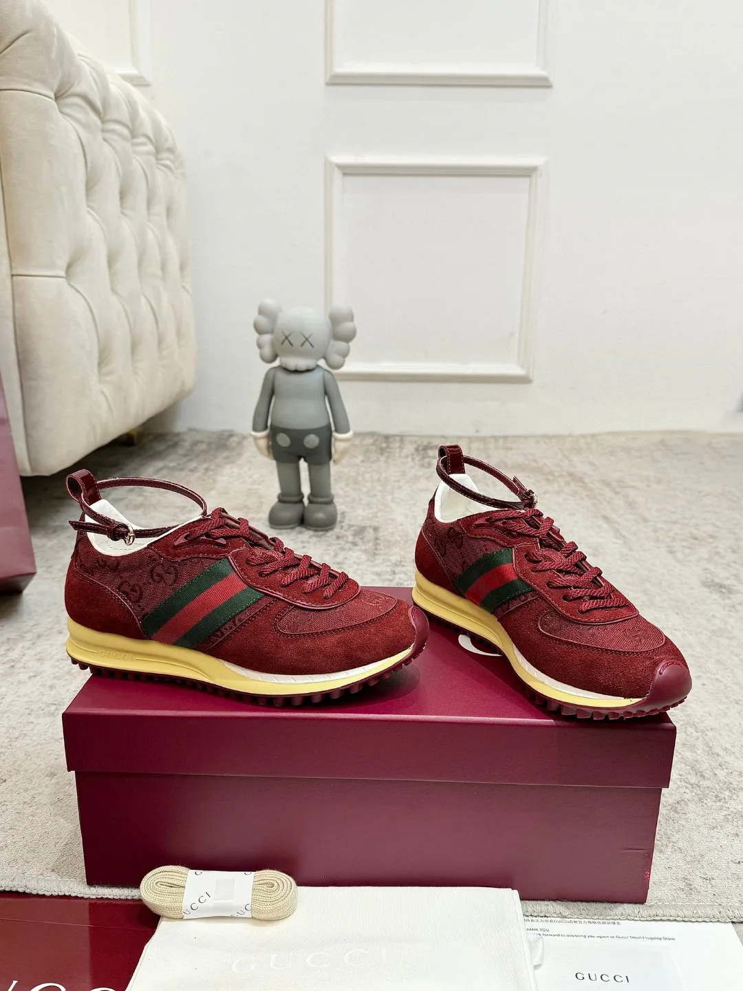 Кроссовки Женские Gucci 944887