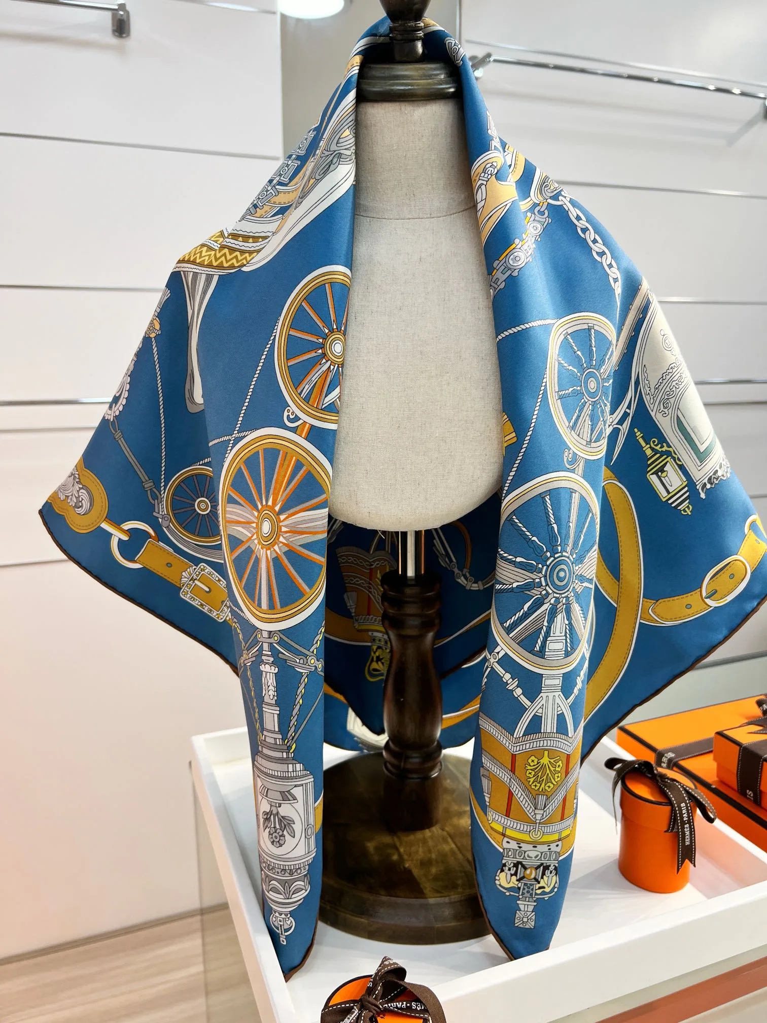 Шарфы Hermes 351420