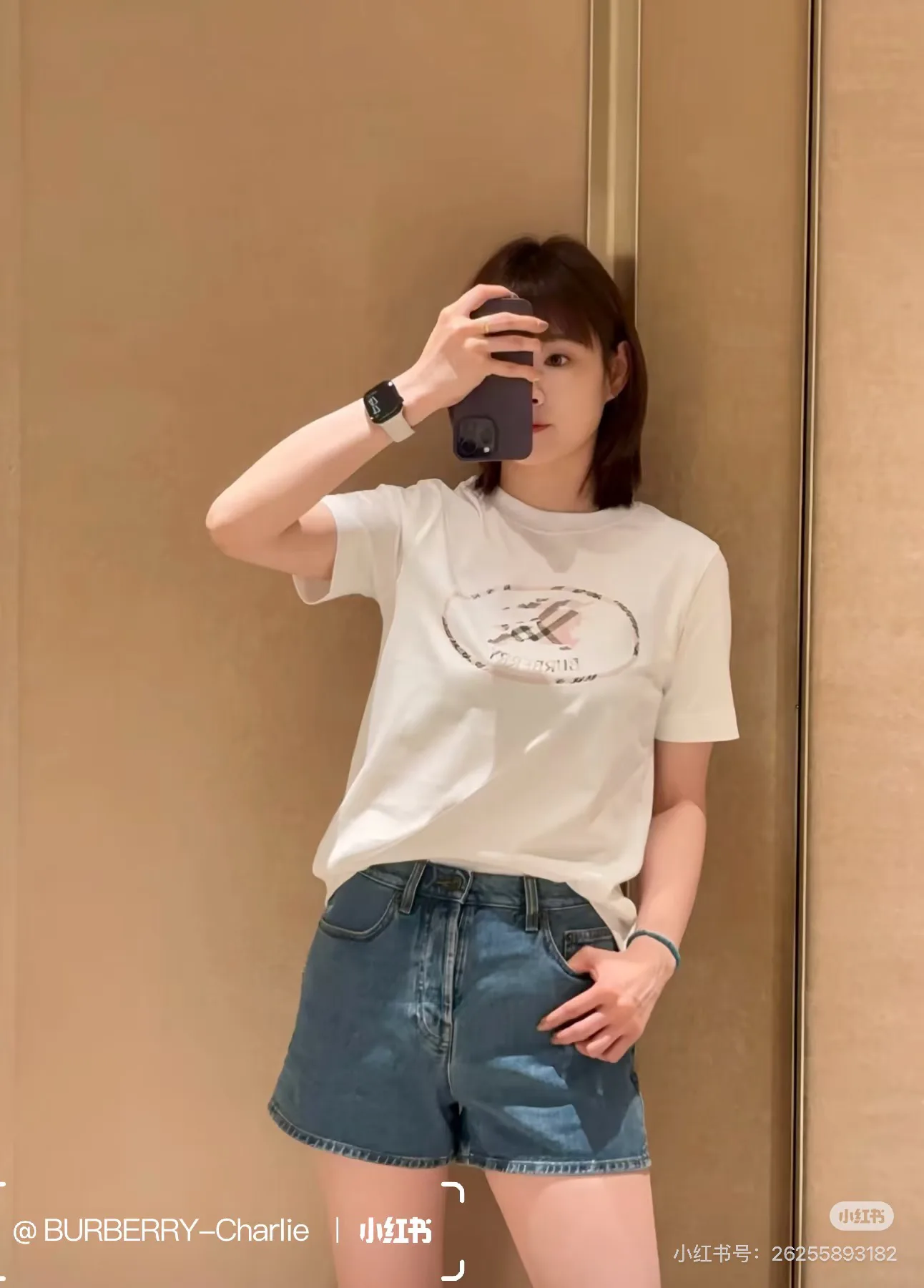 Футболки Женские Burberry 11903911