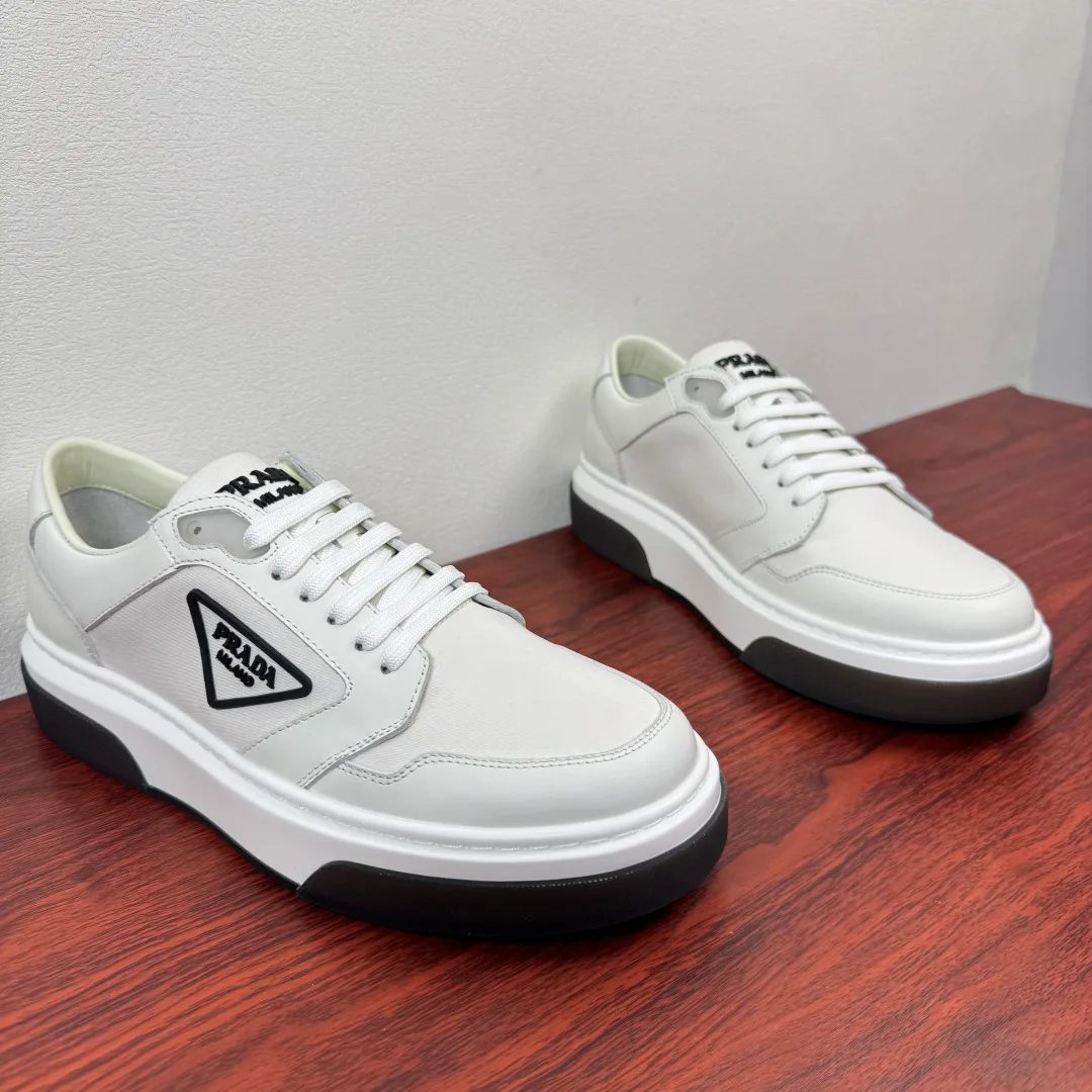 Кроссовки Мужские Prada 12722682