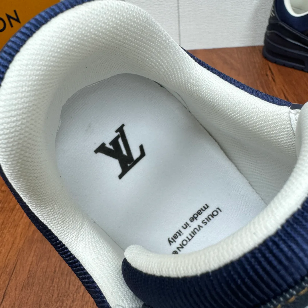 Кроссовки Мужские Louis Vuitton 1032392