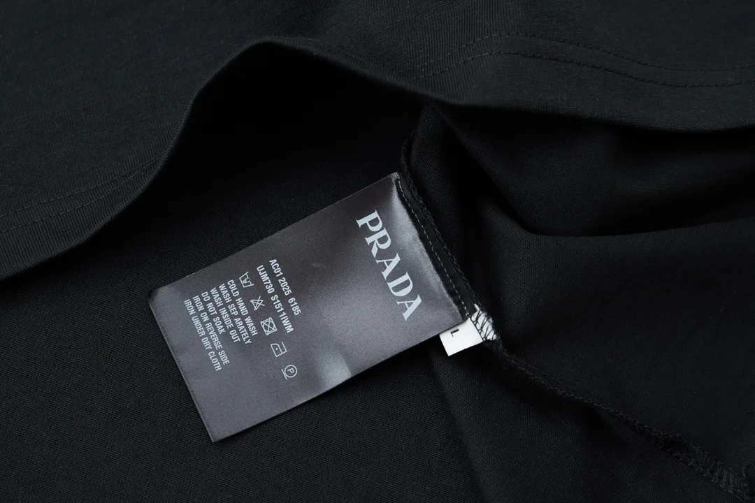 Футболки Женские Prada 11290018