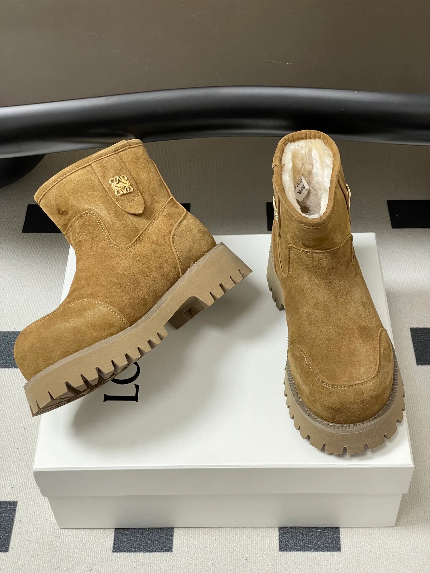 Угги Женские Loewe 388329