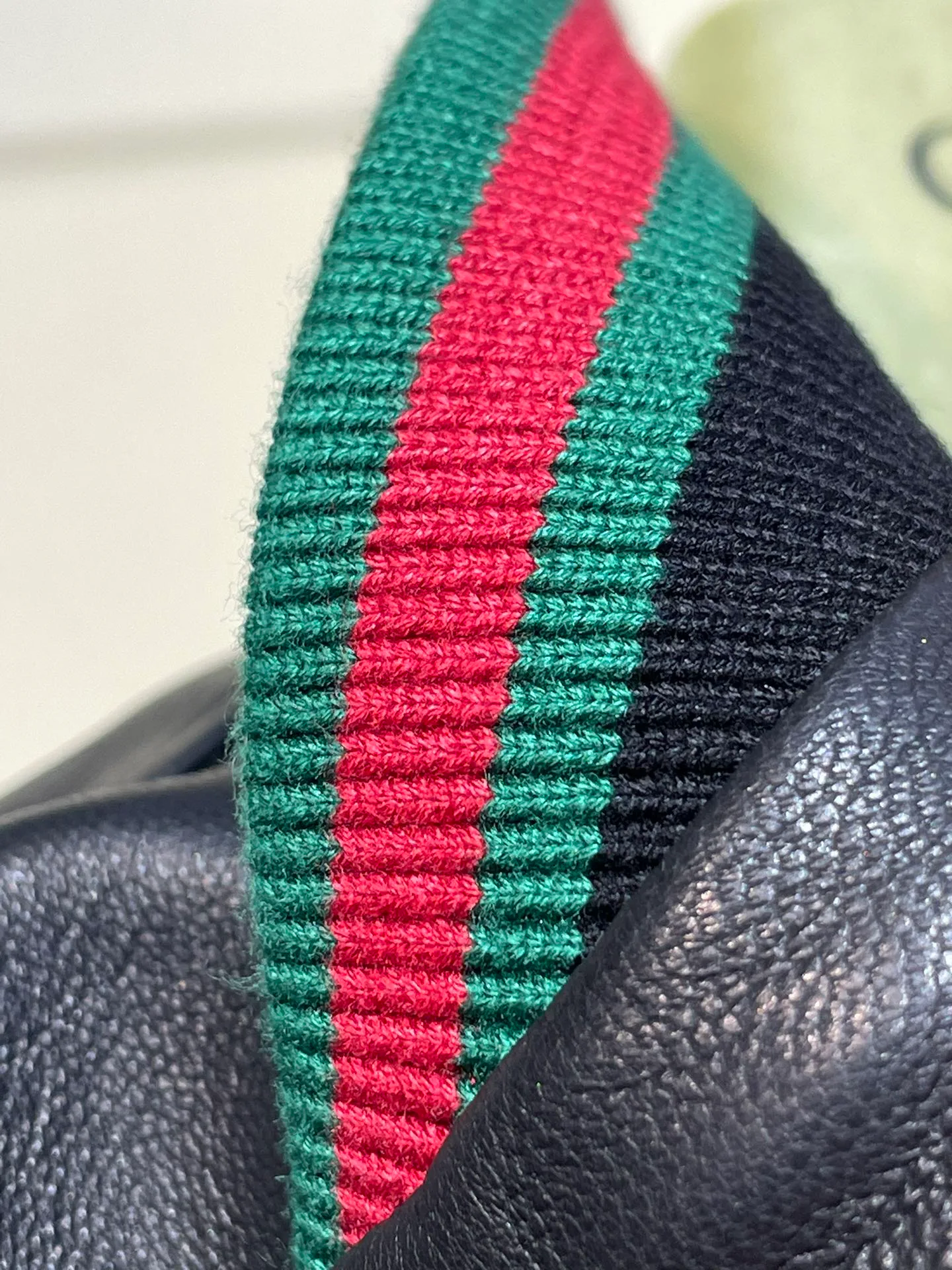 Куртки И Пуховики Женские Gucci 275916