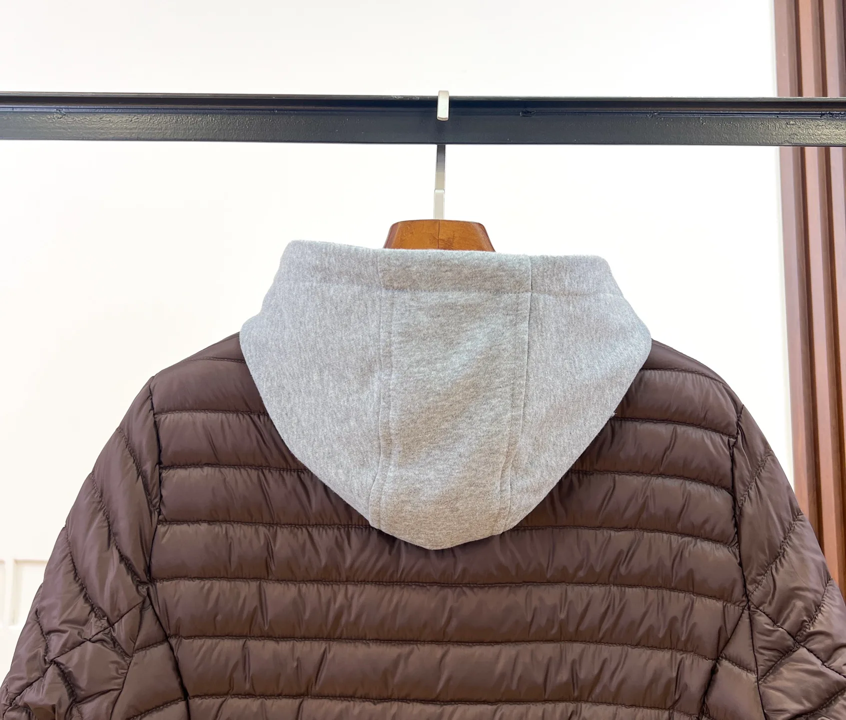 Куртки И Пуховики Женские Prada 18188784