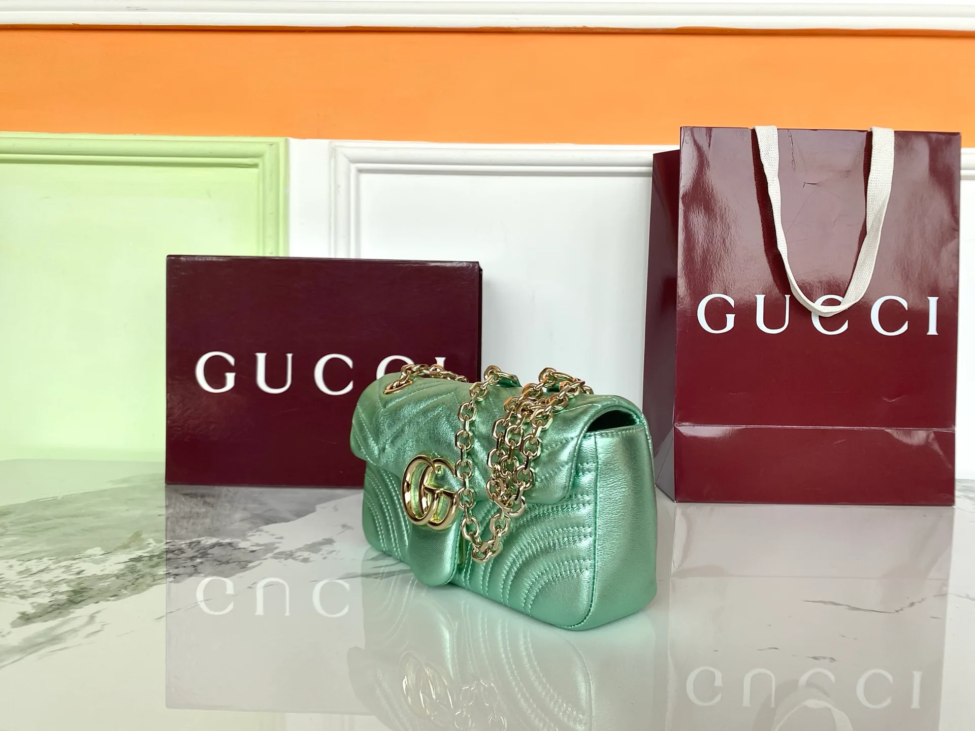 Классические Сумки Женские Gucci 10415420