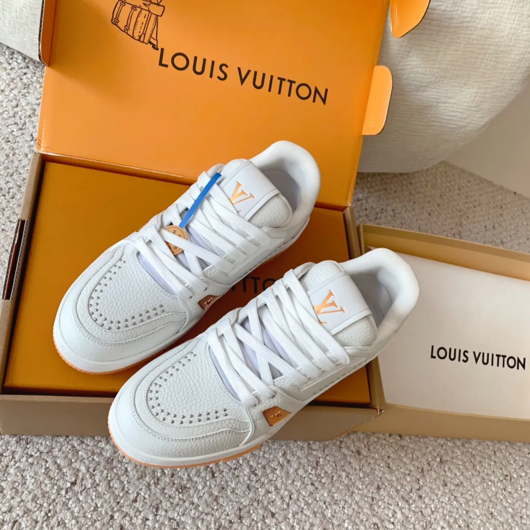 Кроссовки Женские Louis Vuitton 10290647