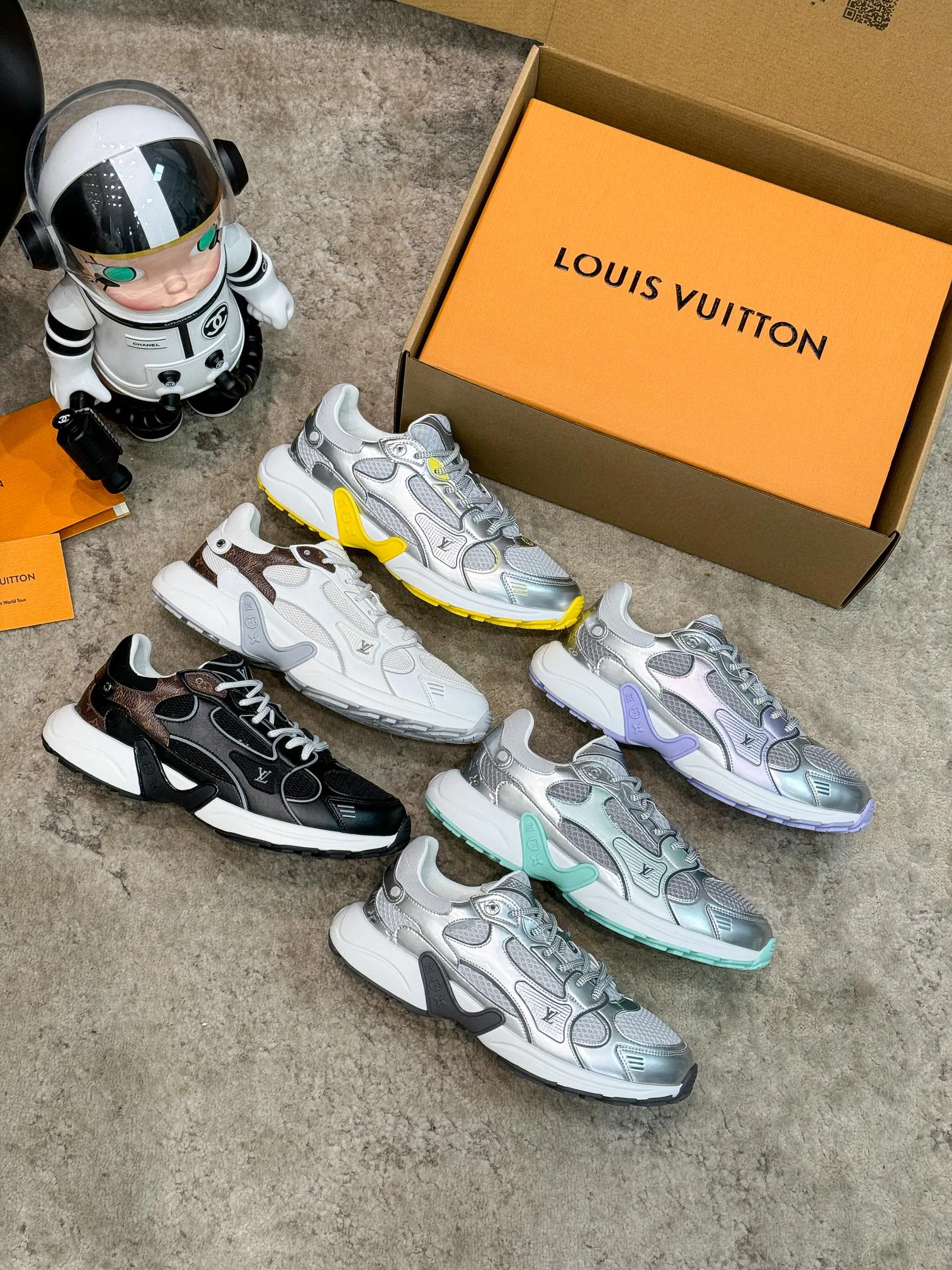 Кроссовки Женские Louis Vuitton 35168