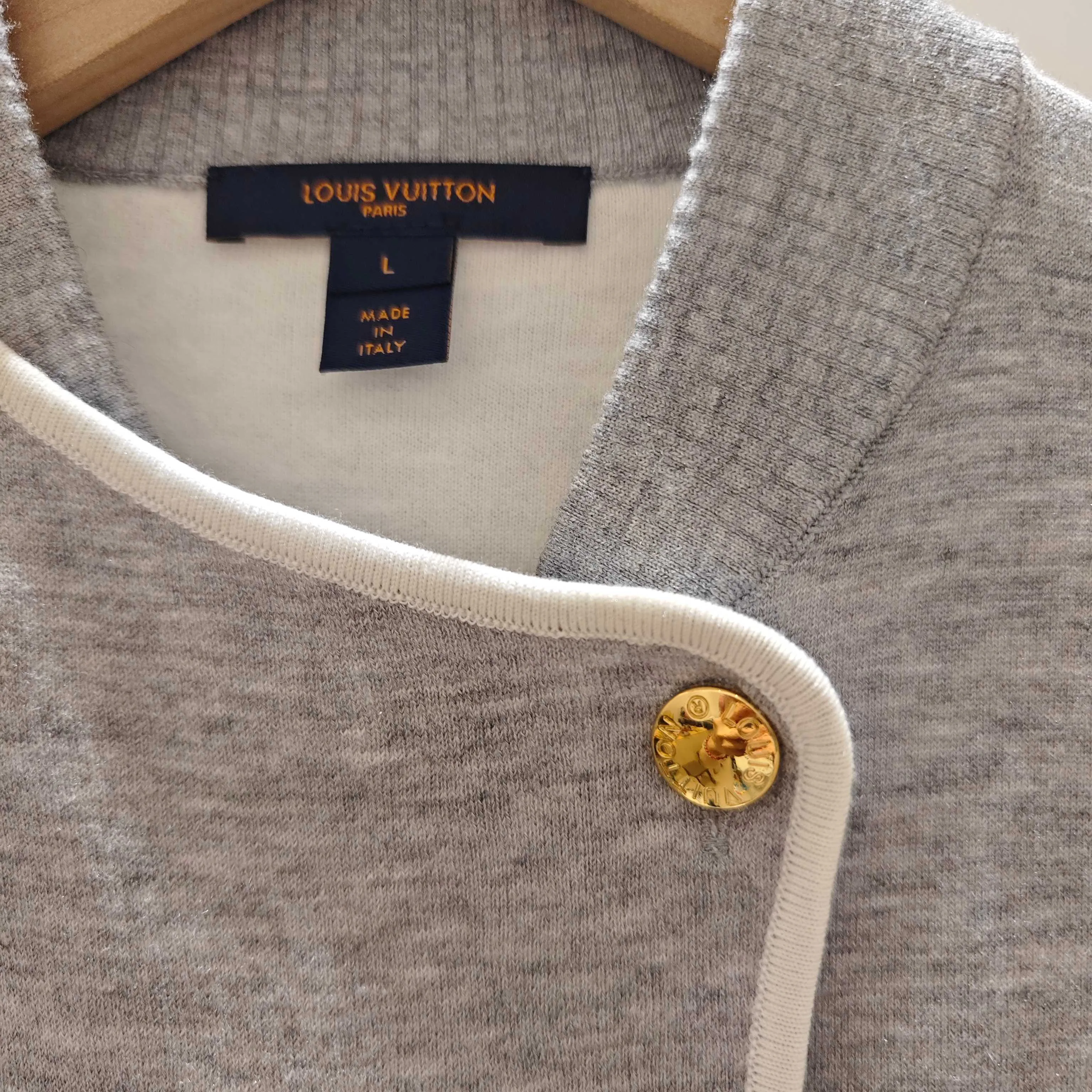 Жилеты Женские Louis Vuitton 18184370