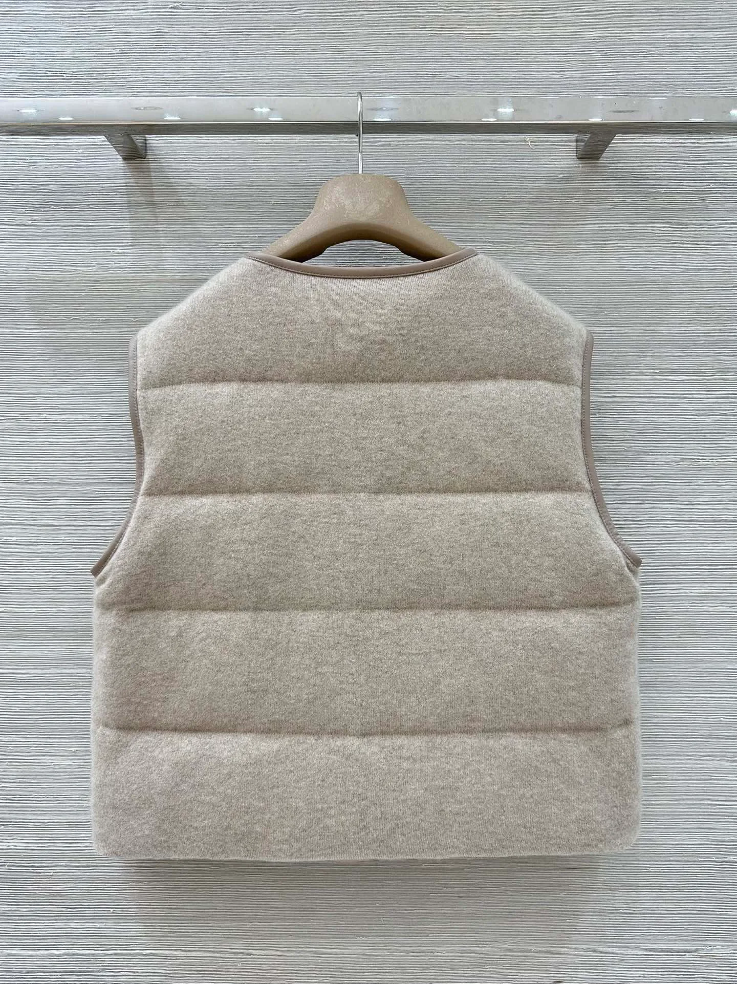 Жилеты Женские Loro Piana 771723
