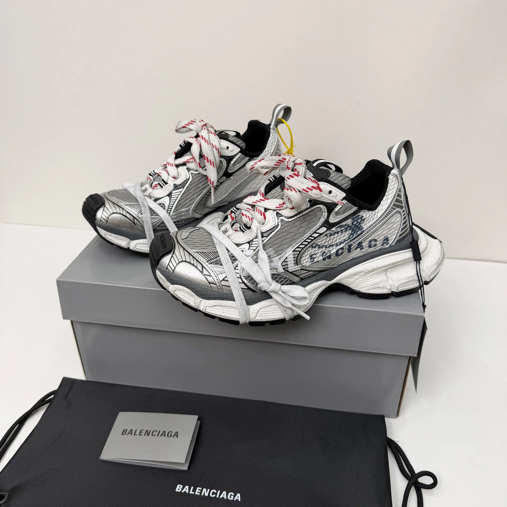 Кроссовки Женские Balenciaga 6239939