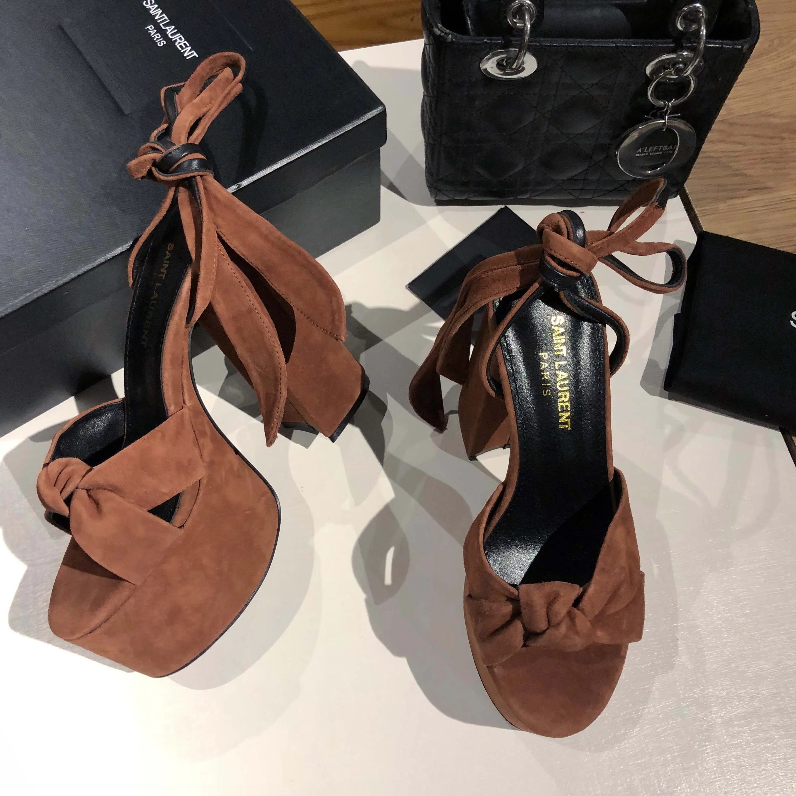 Босоножки Женские Saint Laurent 11220448