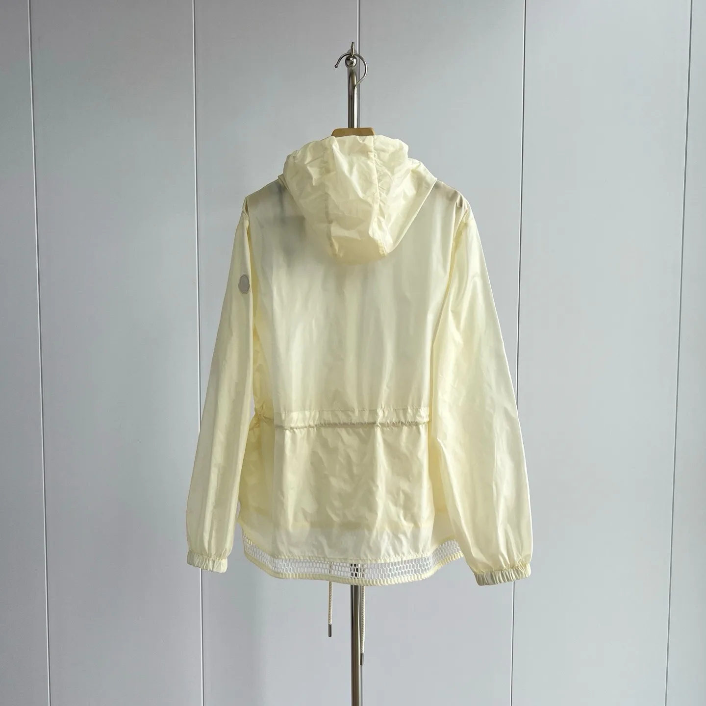 Куртки И Пуховики Женские Moncler 11642769