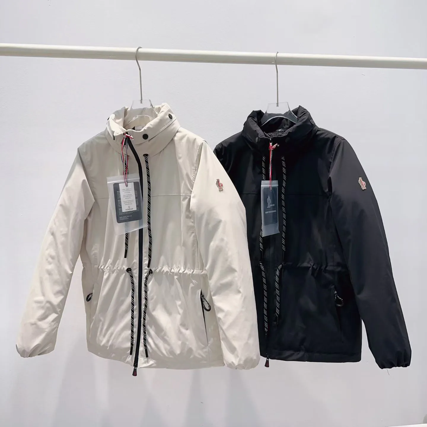 Куртки И Пуховики Женские Moncler 18374113