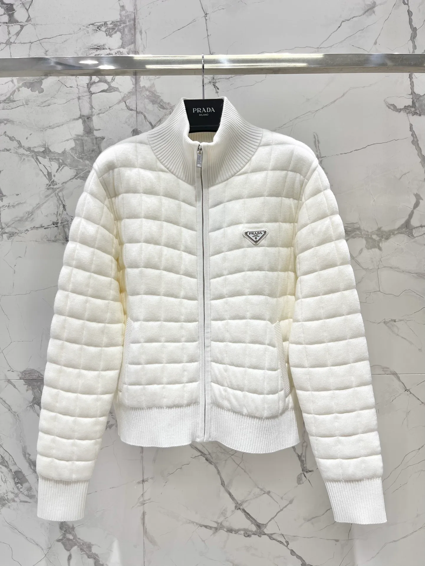 Куртки И Пуховики Женские Prada 479277