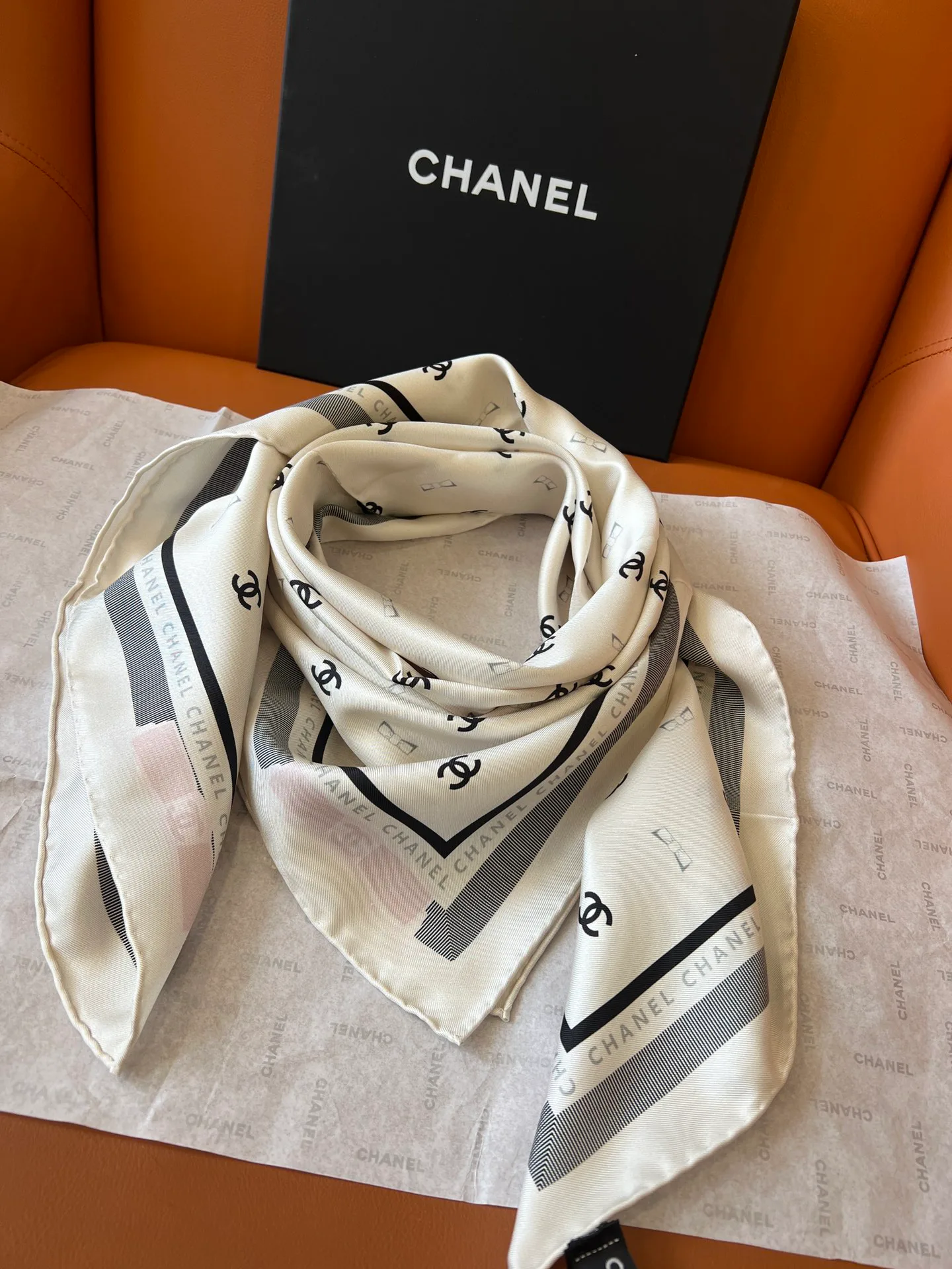 Платки Chanel 16948646