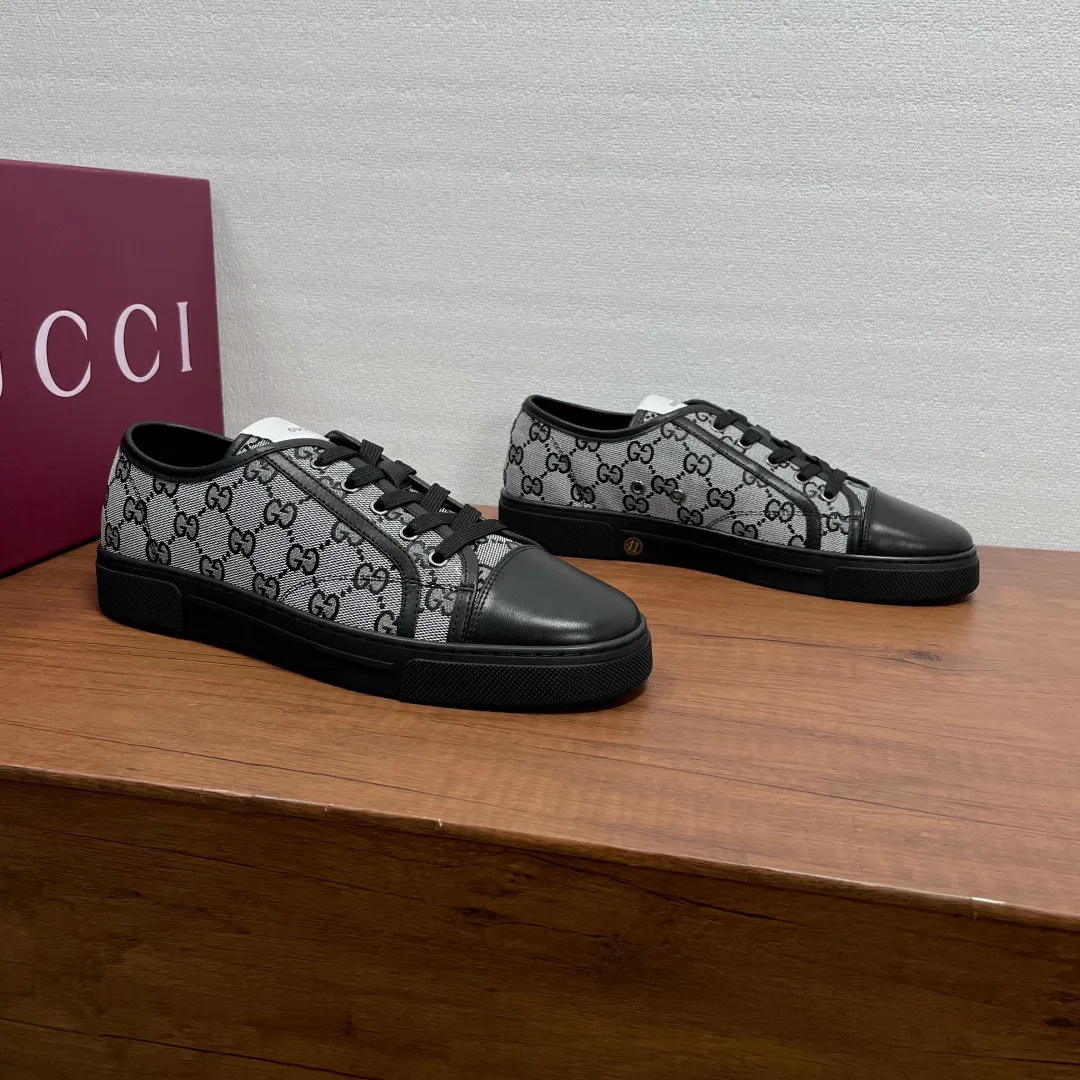 Кеды Женские Gucci 12672545