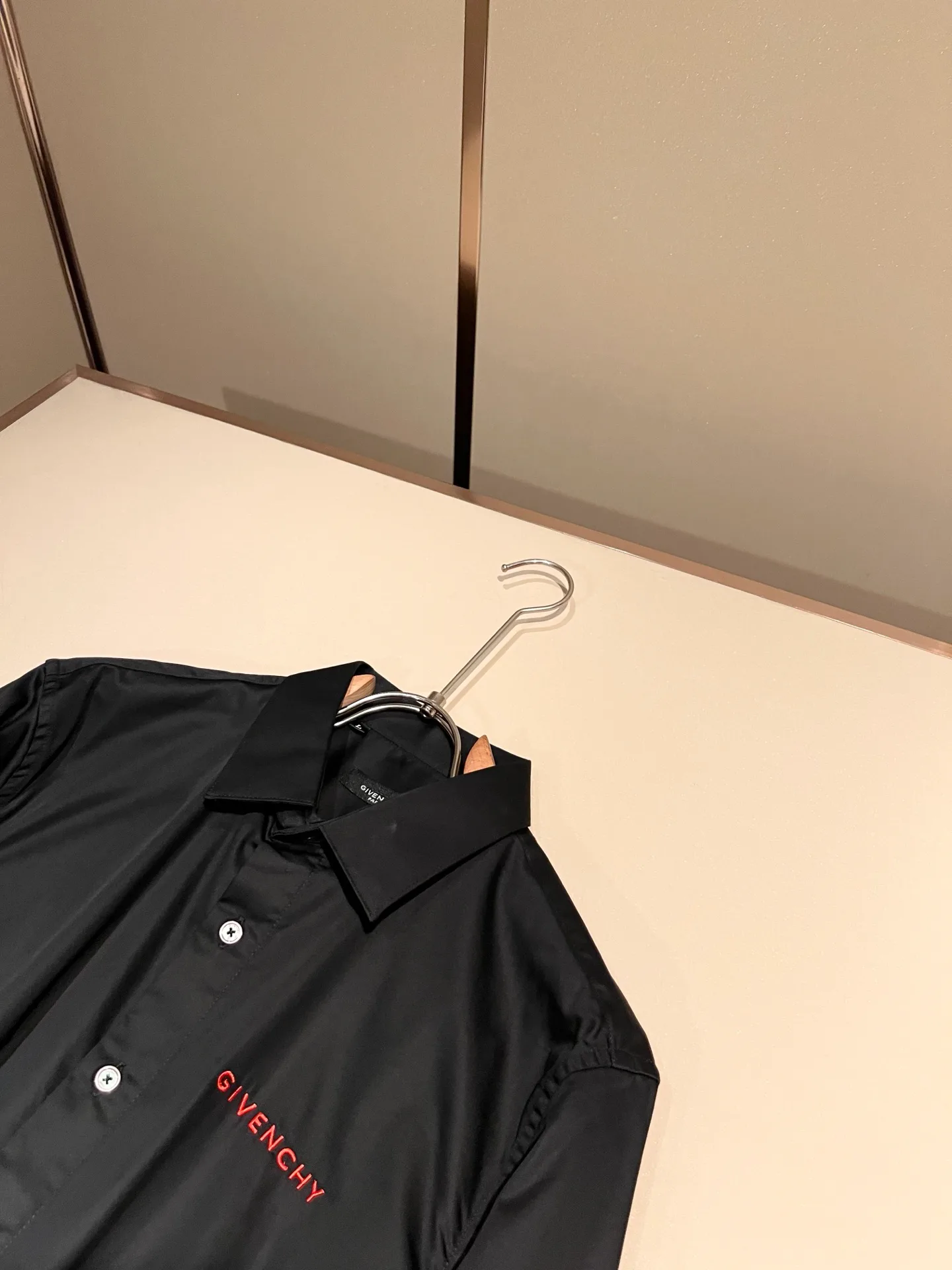 Рубашки Мужские Givenchy 18446383