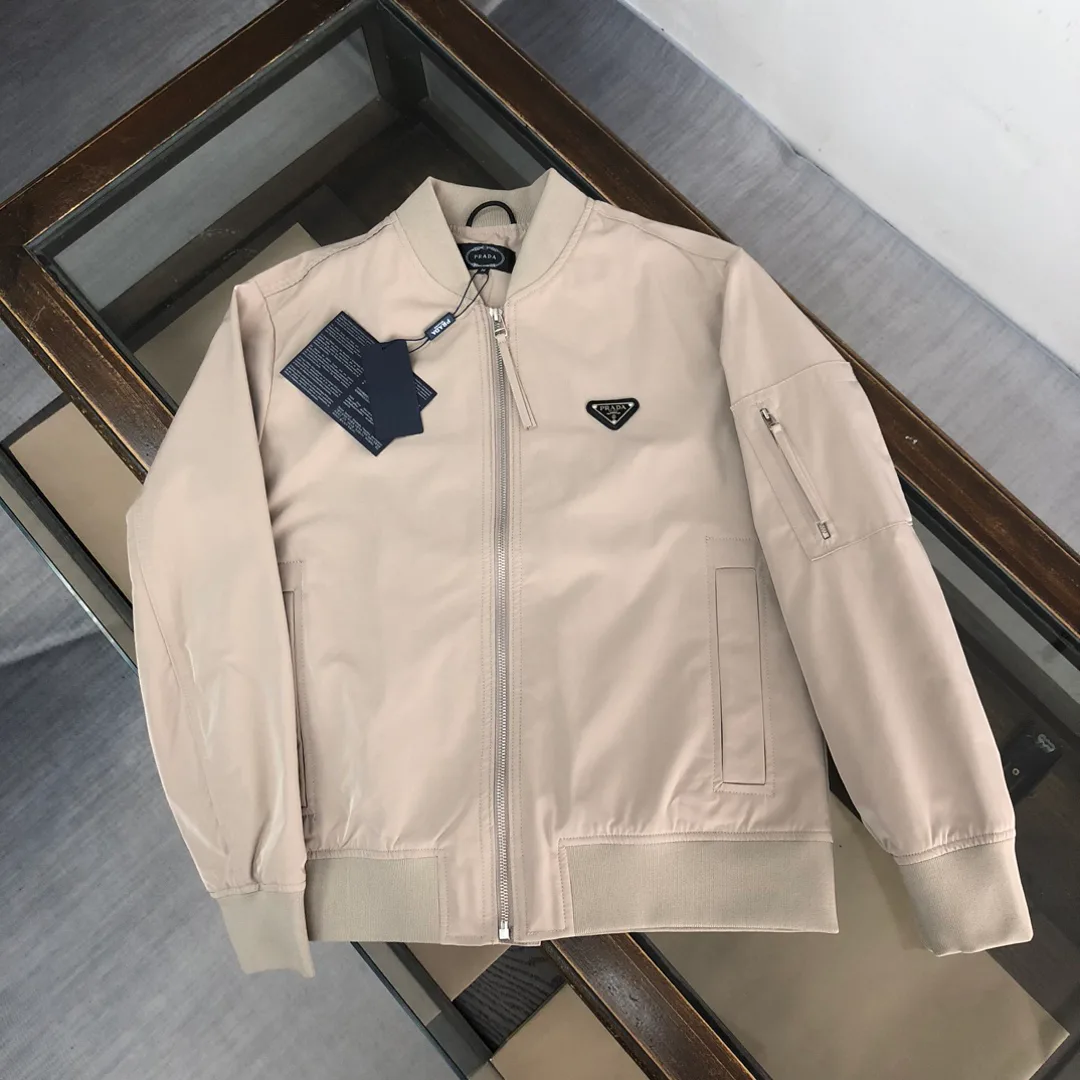 Куртки И Пуховики Мужские Prada 13230397