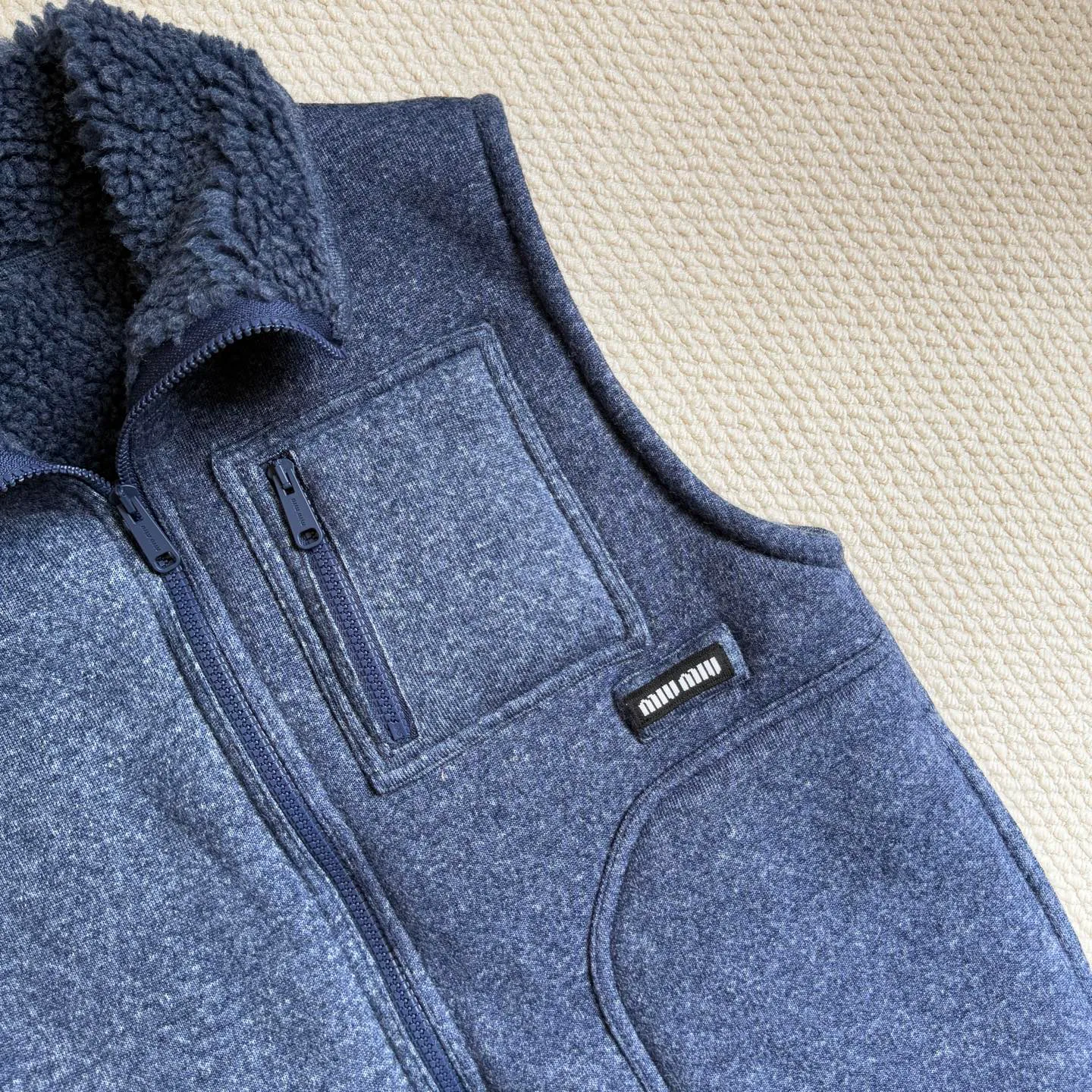 Жилеты Женские Miu Miu 235120