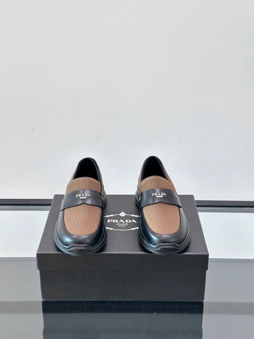 Лоферы И Туфли Мужские Prada 48044