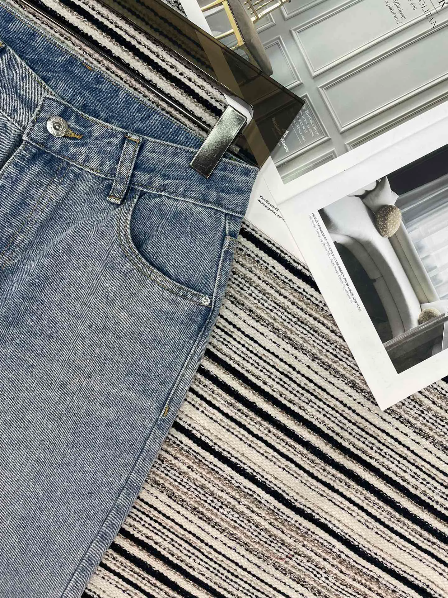 Джинсы Женские Miu Miu 11130733