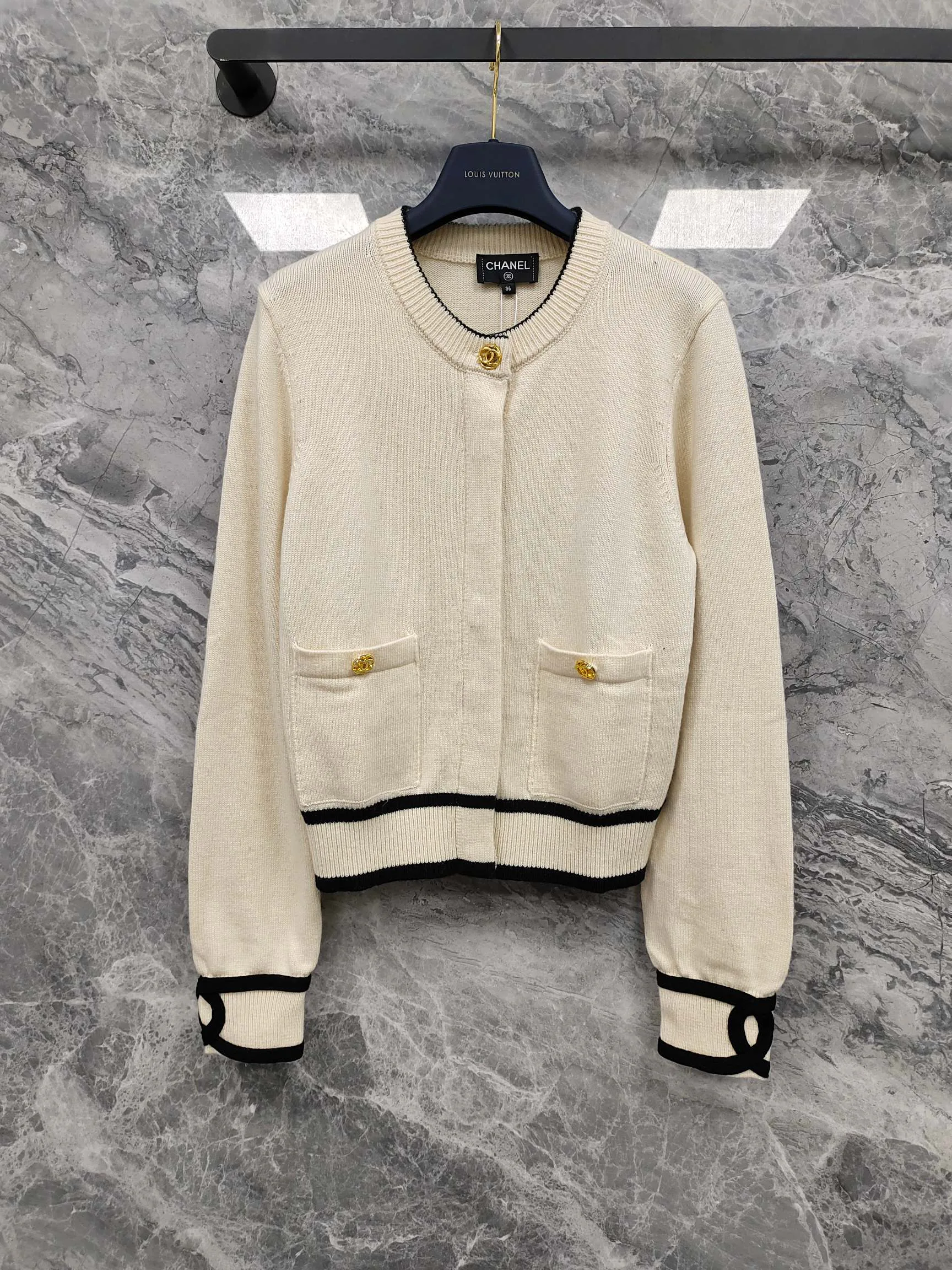 Жакеты Женские Chanel 11650746