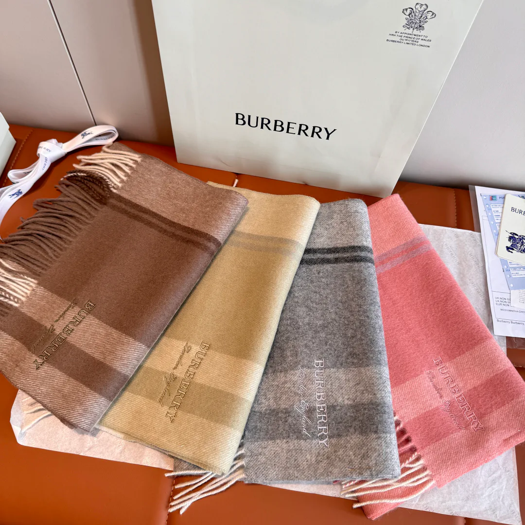Шарфы Burberry 1518619