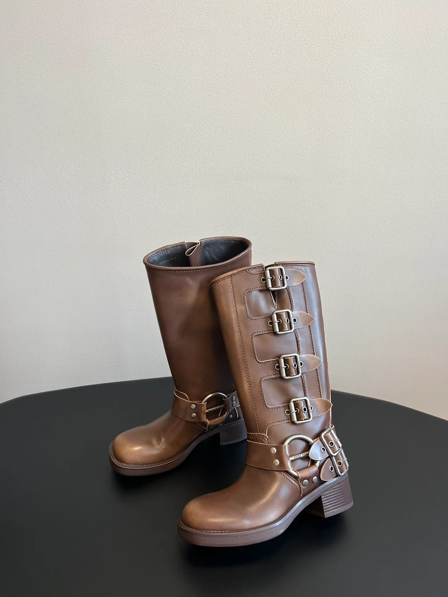 Сапоги Женские Miu Miu 18137421