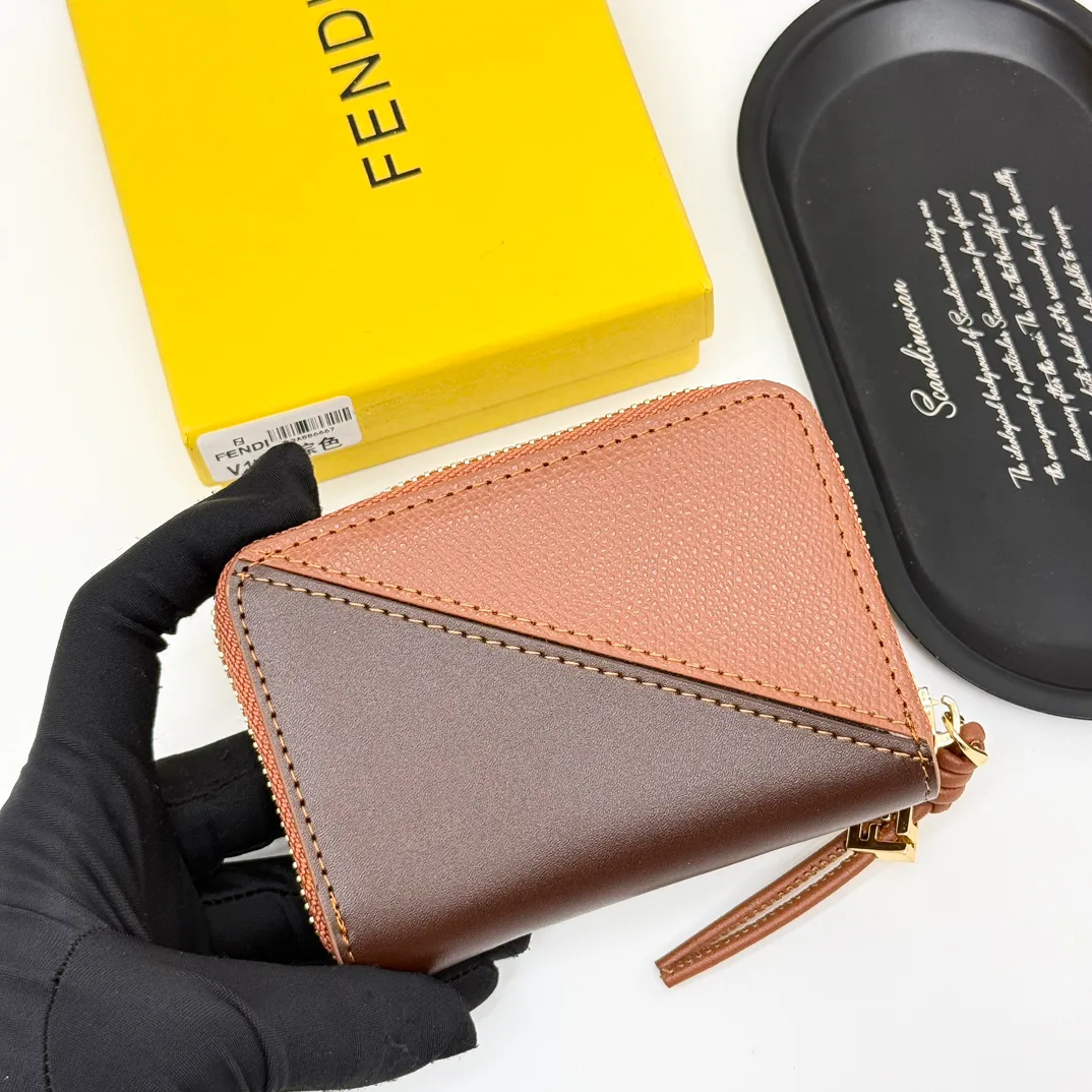 Клатчи Женские Fendi 442066