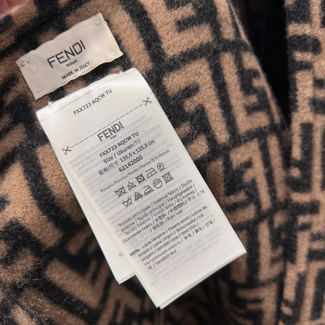 Шарфы Fendi 17992111