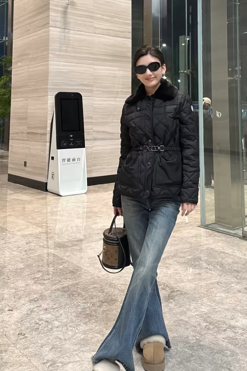 Куртки И Пуховики Женские Moncler 18048058