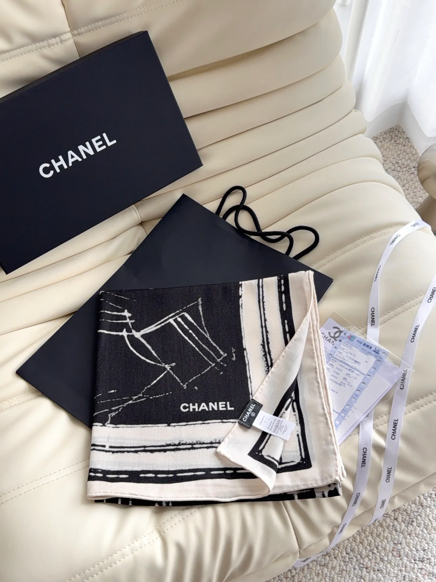 Платки Chanel 18675798