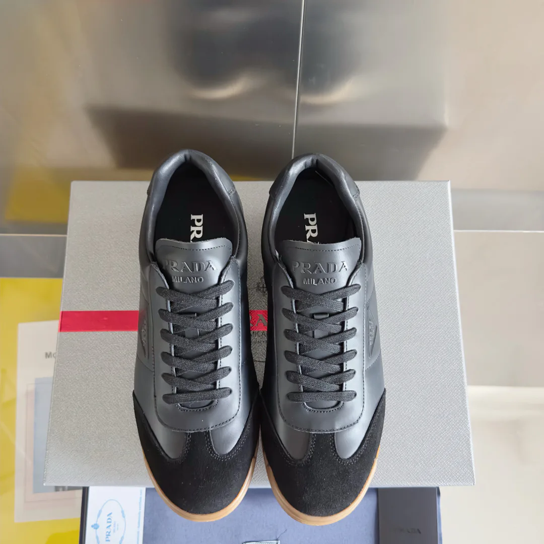 Кроссовки Женские Prada 350805