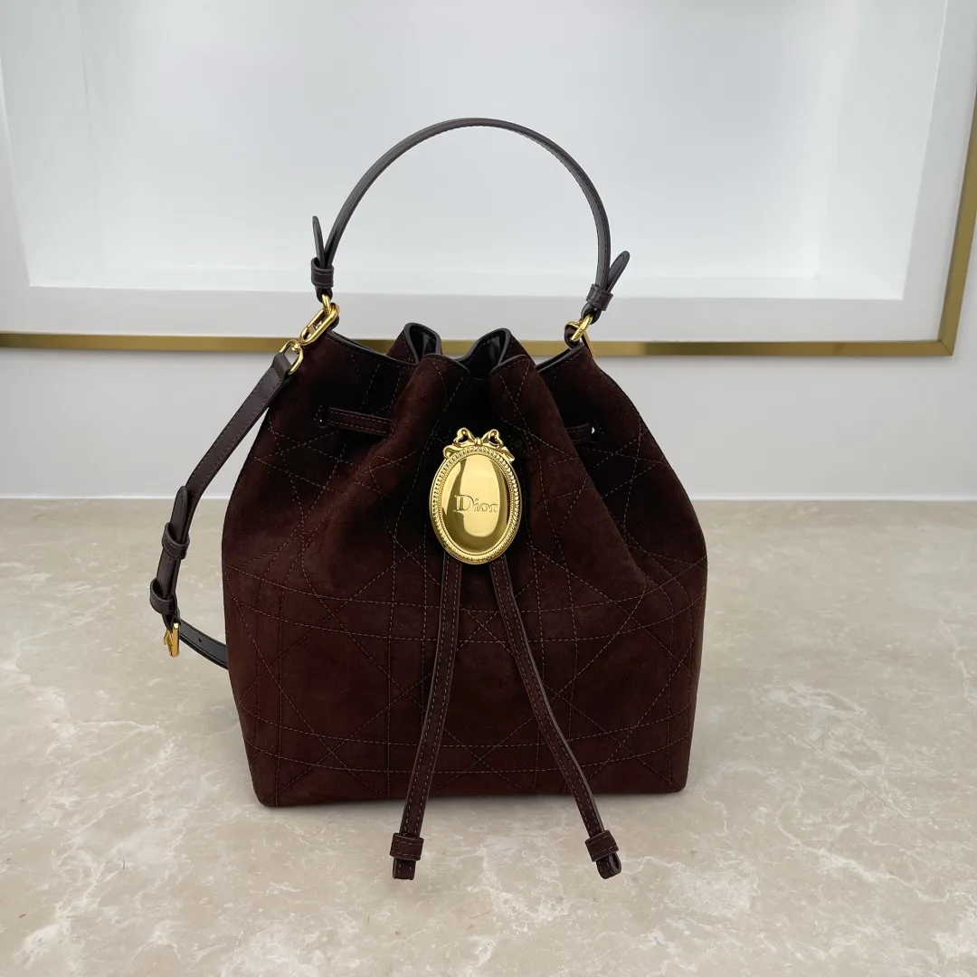 Классические Сумки Женские Christian Dior 18116318