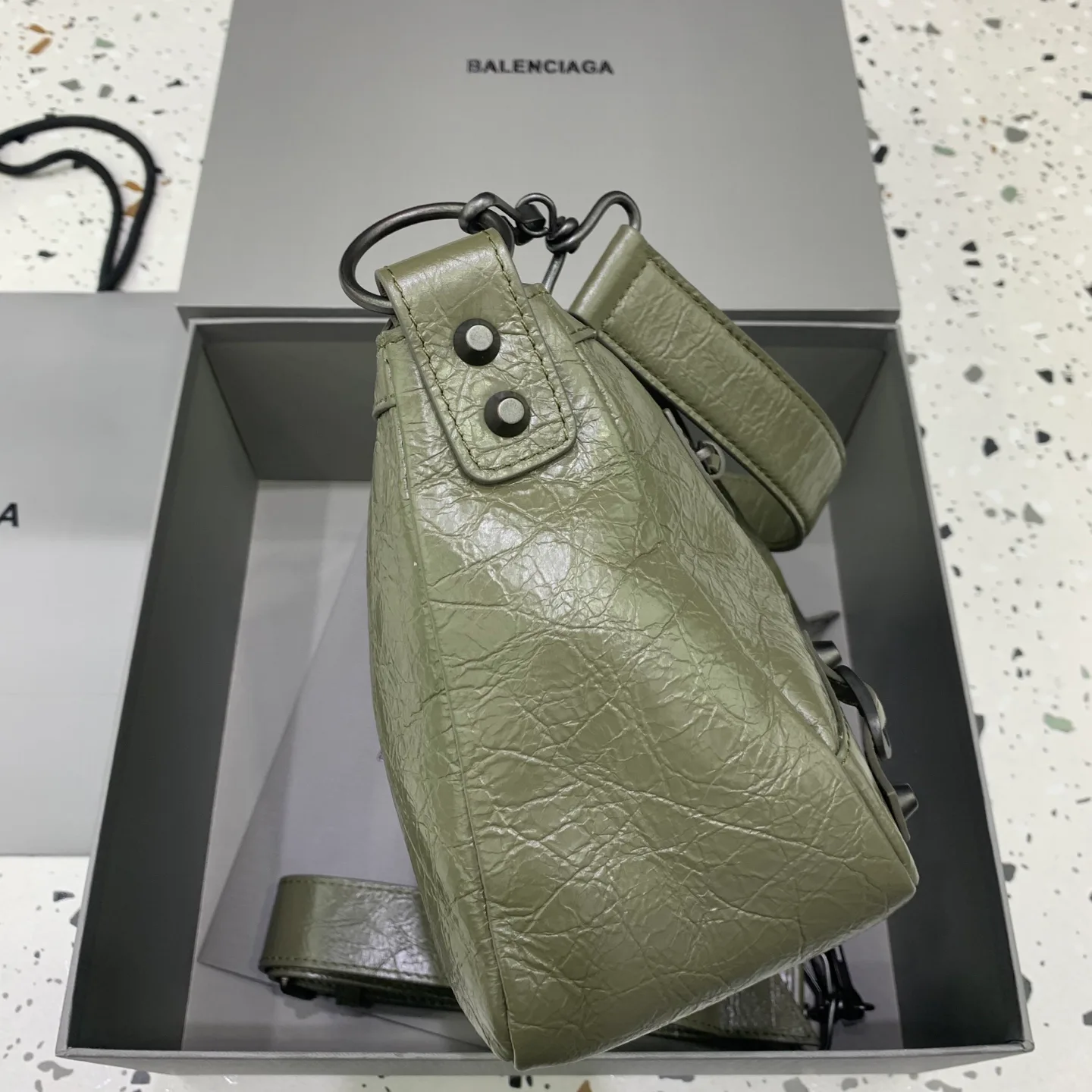 Сумки На Ремне Женские Balenciaga 13427253