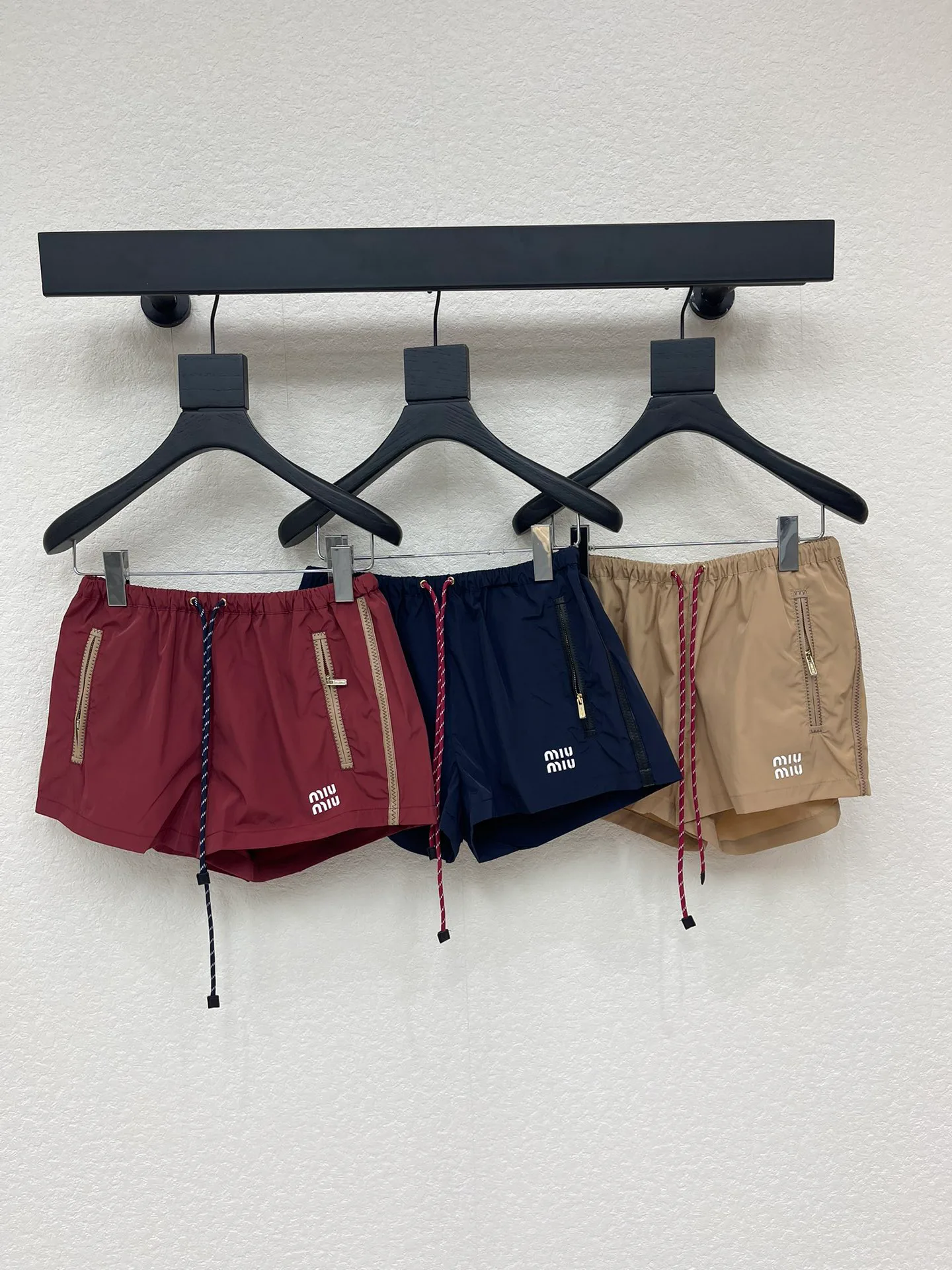 Шорты Женские Miu Miu 10537806