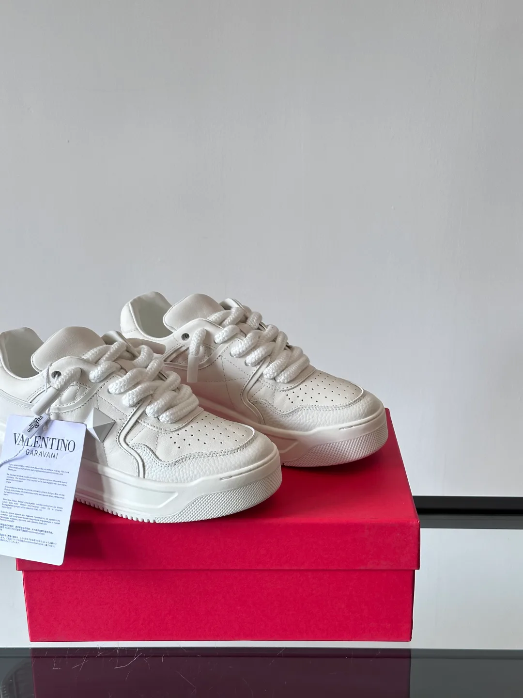 Кроссовки Мужские Valentino 24285