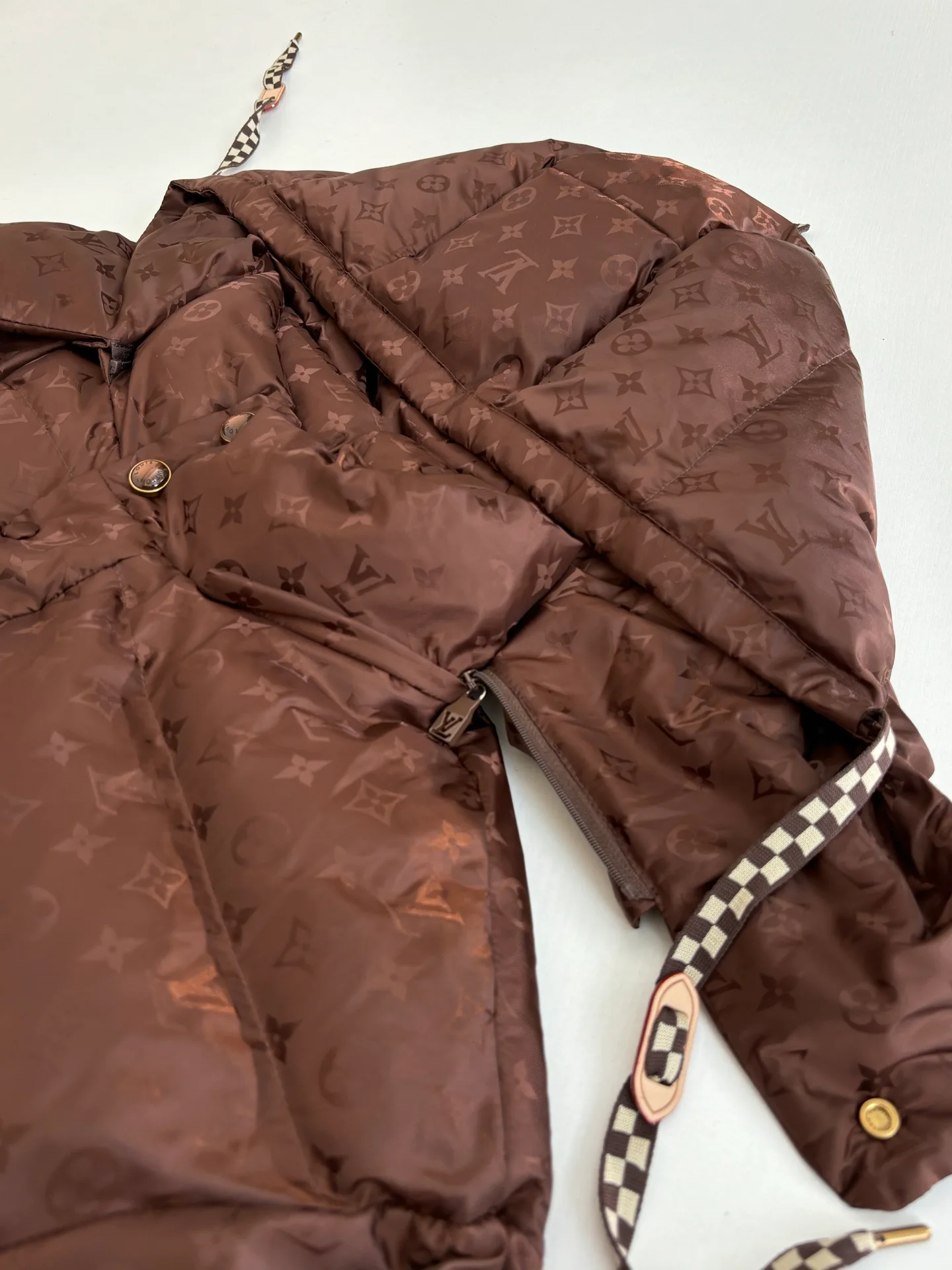 Куртки И Пуховики Женские Louis Vuitton 1257418