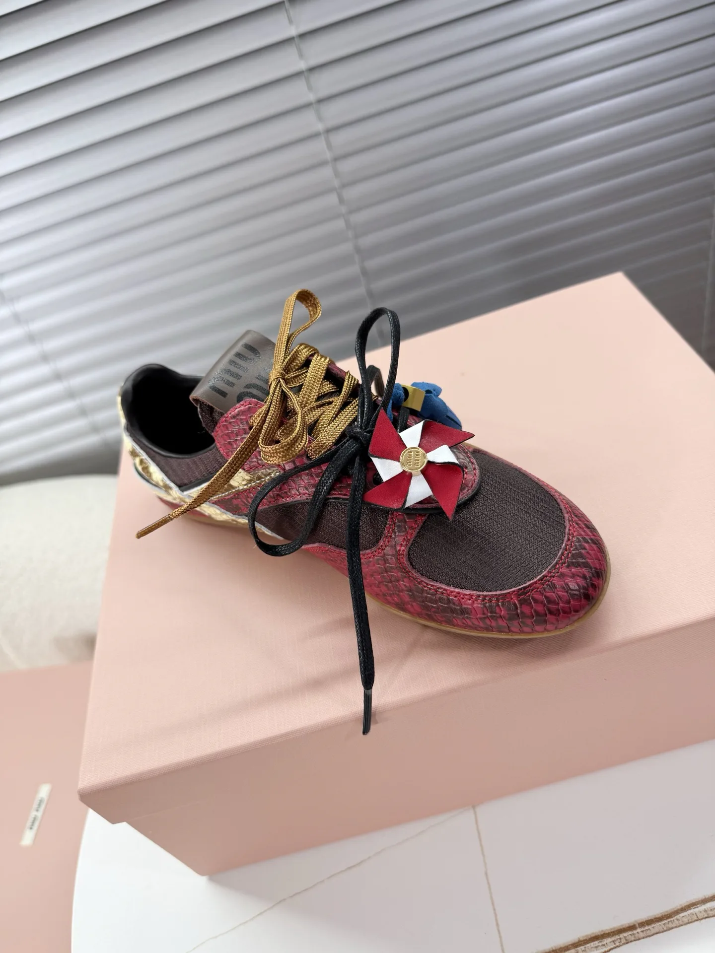 Кроссовки Женские Miu Miu 3742518